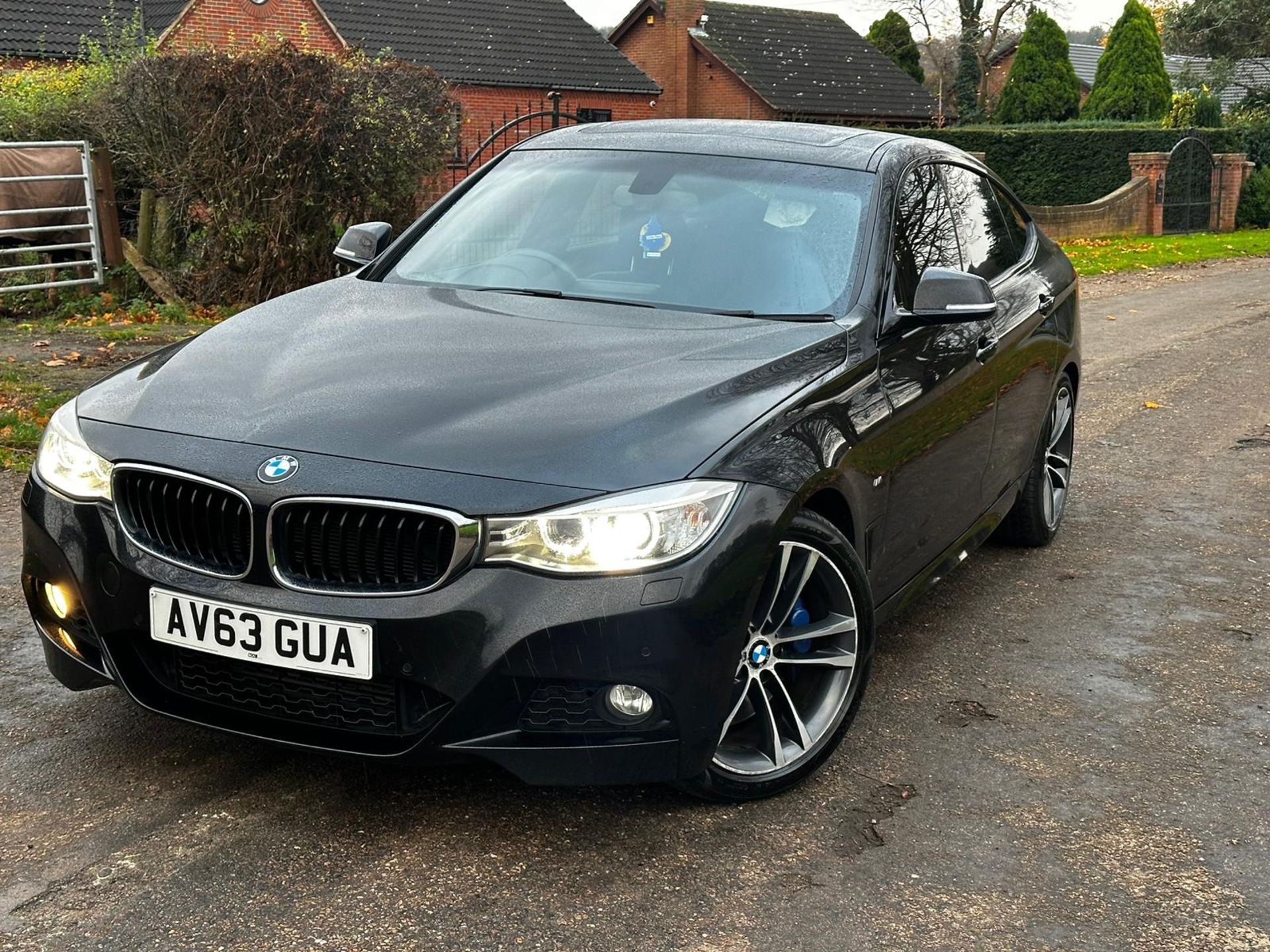 2013 BMW 325D M SPORT GT AUTO BLACK HATCHBACK *NO VAT* - Image 4 of 28