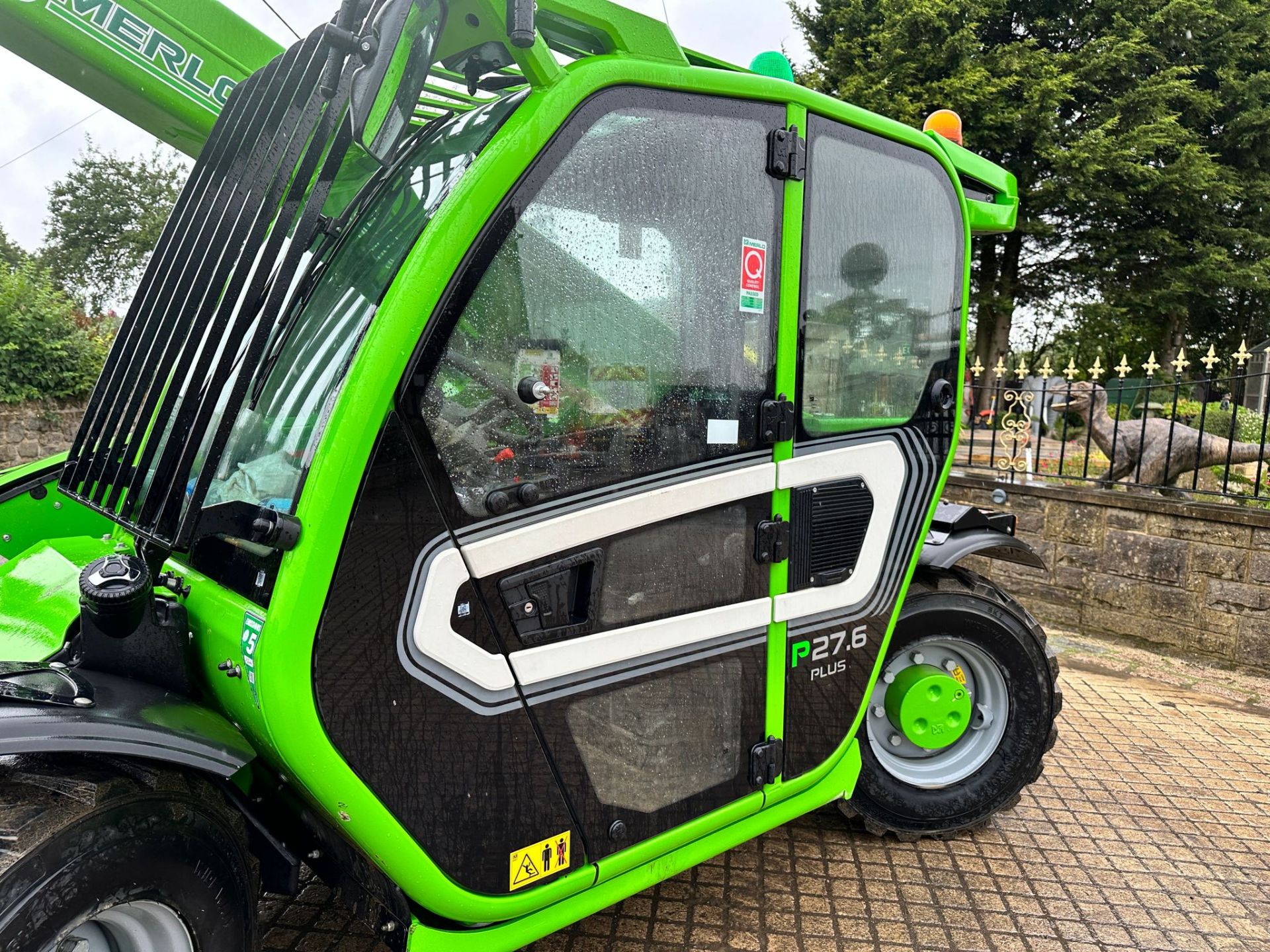 2022 MERLO P27.6 PLUS 4WD COMPACT TELESCOPIC TELEHANDLER *PLUS VAT* - Image 11 of 18