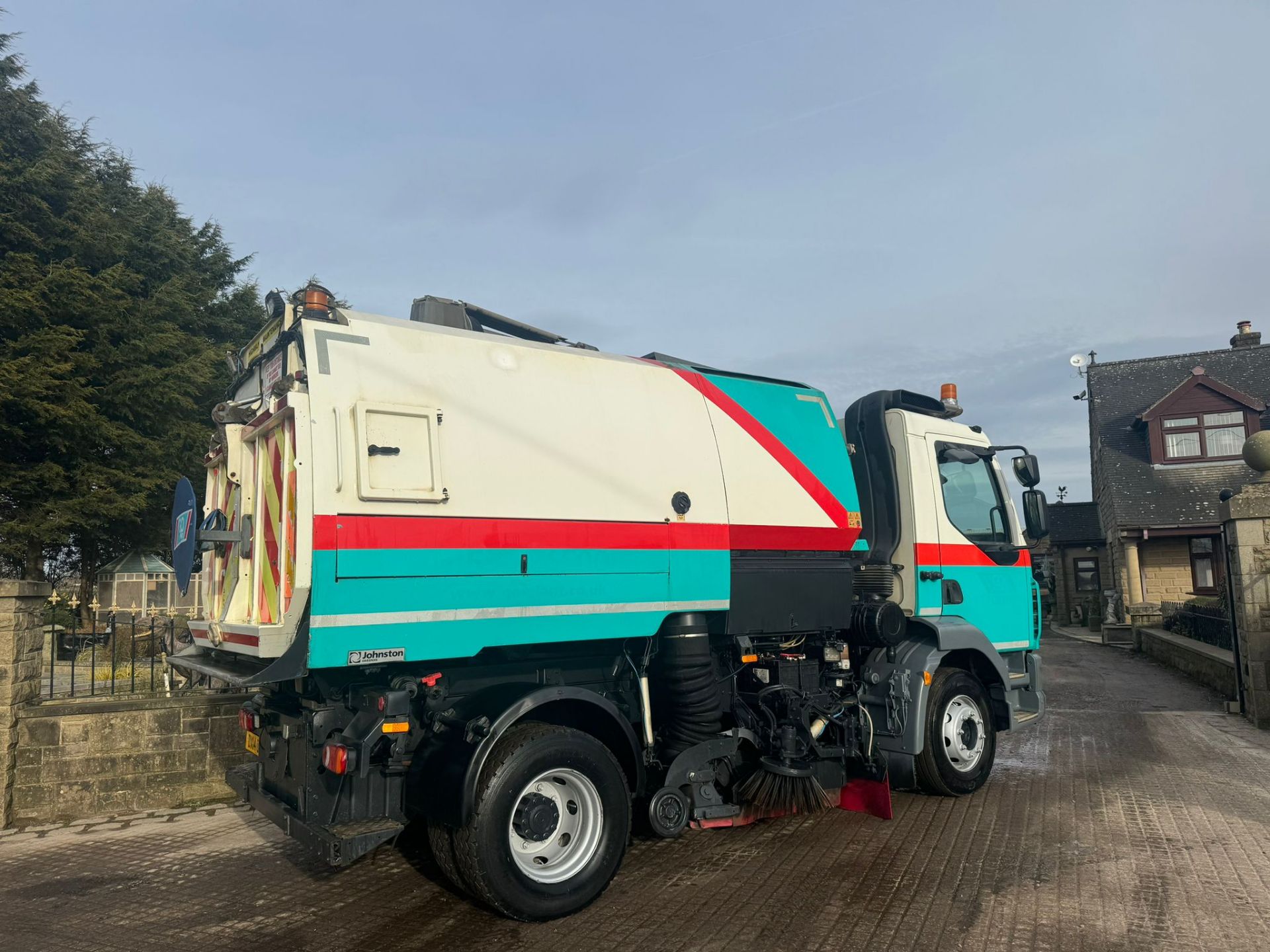 2014 DAF LF 220 FA VT651 Johnston ROAD SWEEPER EURO 6 TWIN SWEEP *PLUS VAT* - Image 9 of 16