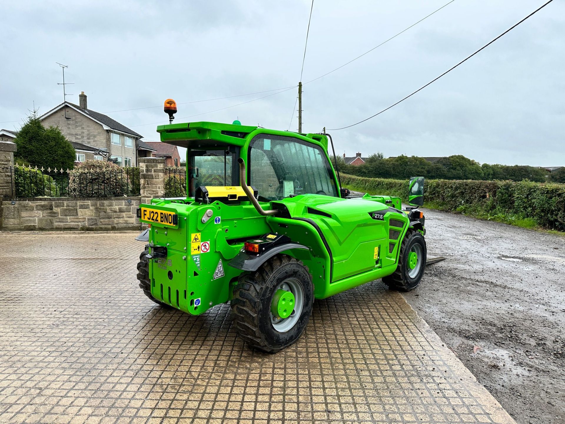 2022 MERLO P27.6 PLUS 4WD COMPACT TELESCOPIC TELEHANDLER *PLUS VAT* - Image 4 of 18