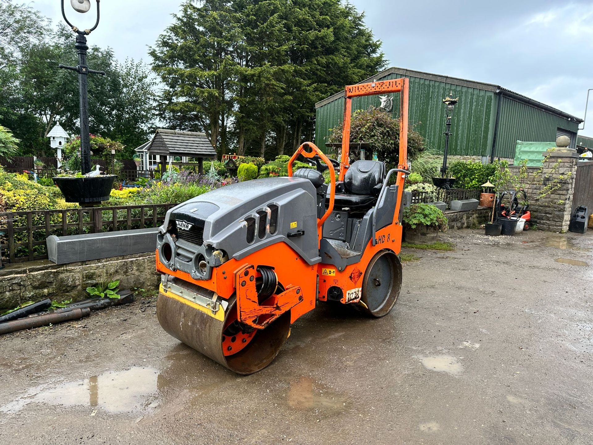 2011 HAMM HD8VV 800MM TWIN DRUM VIBRATING ROLLER *PLUS VAT* - Image 2 of 11