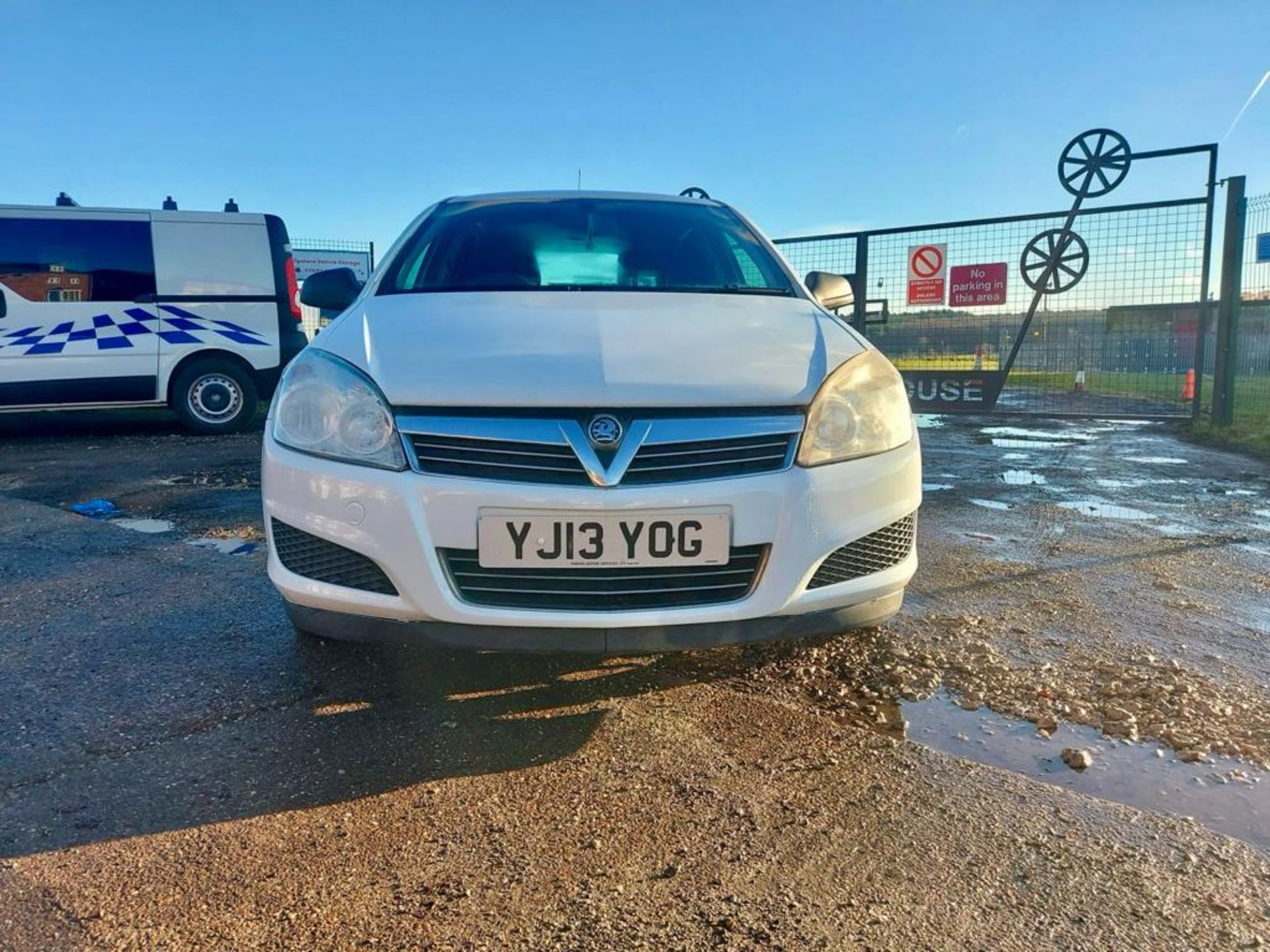 2013 VAUXHALL ASTRA CLUB ECOFLEX WHITE CAR DERIVED VAN *NO VAT* - Image 3 of 10