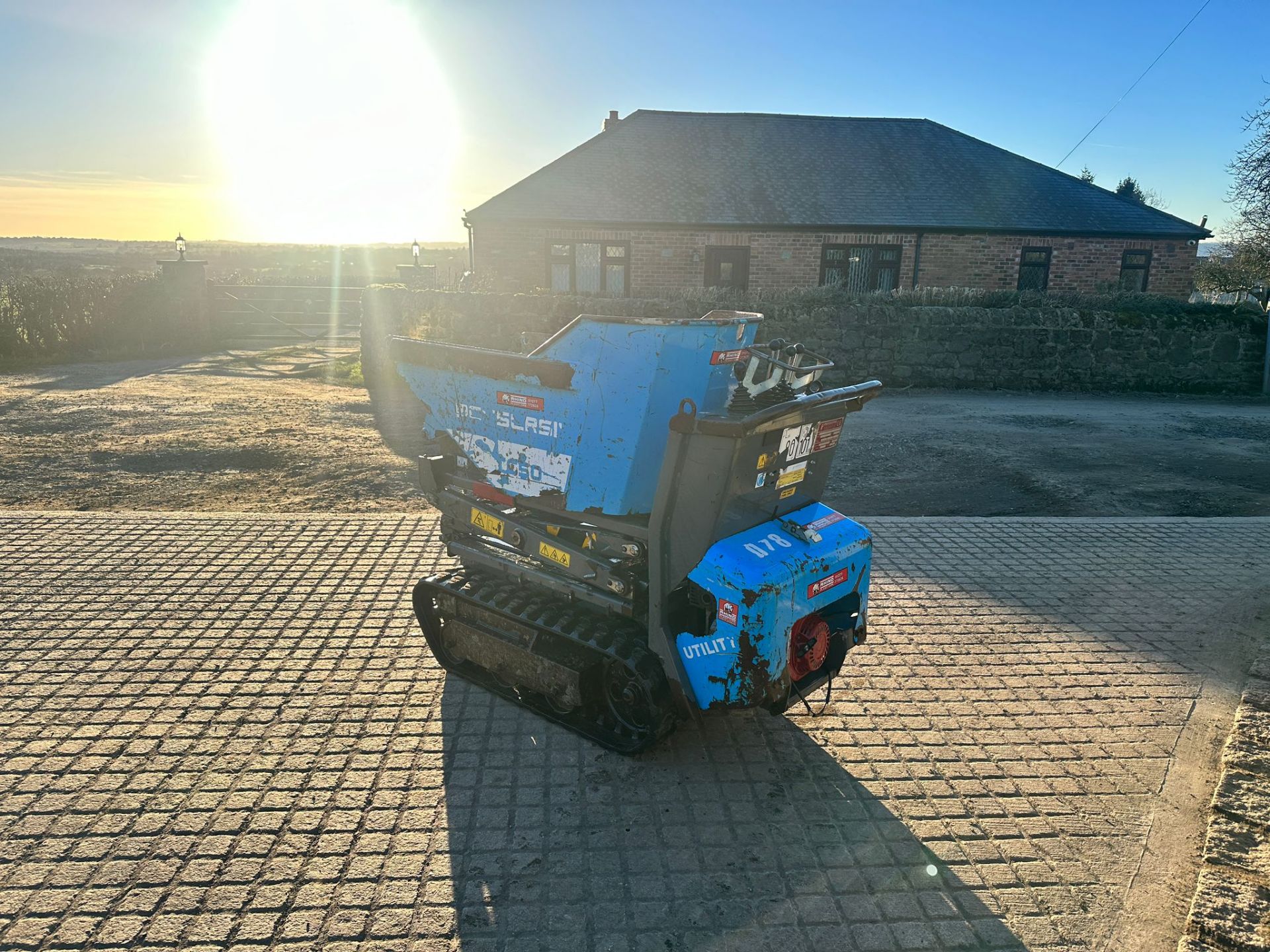 2019 MESSERSI TC50 500KG HIGH TIP TRACKED DUMPER *PLUS VAT* - Image 6 of 16