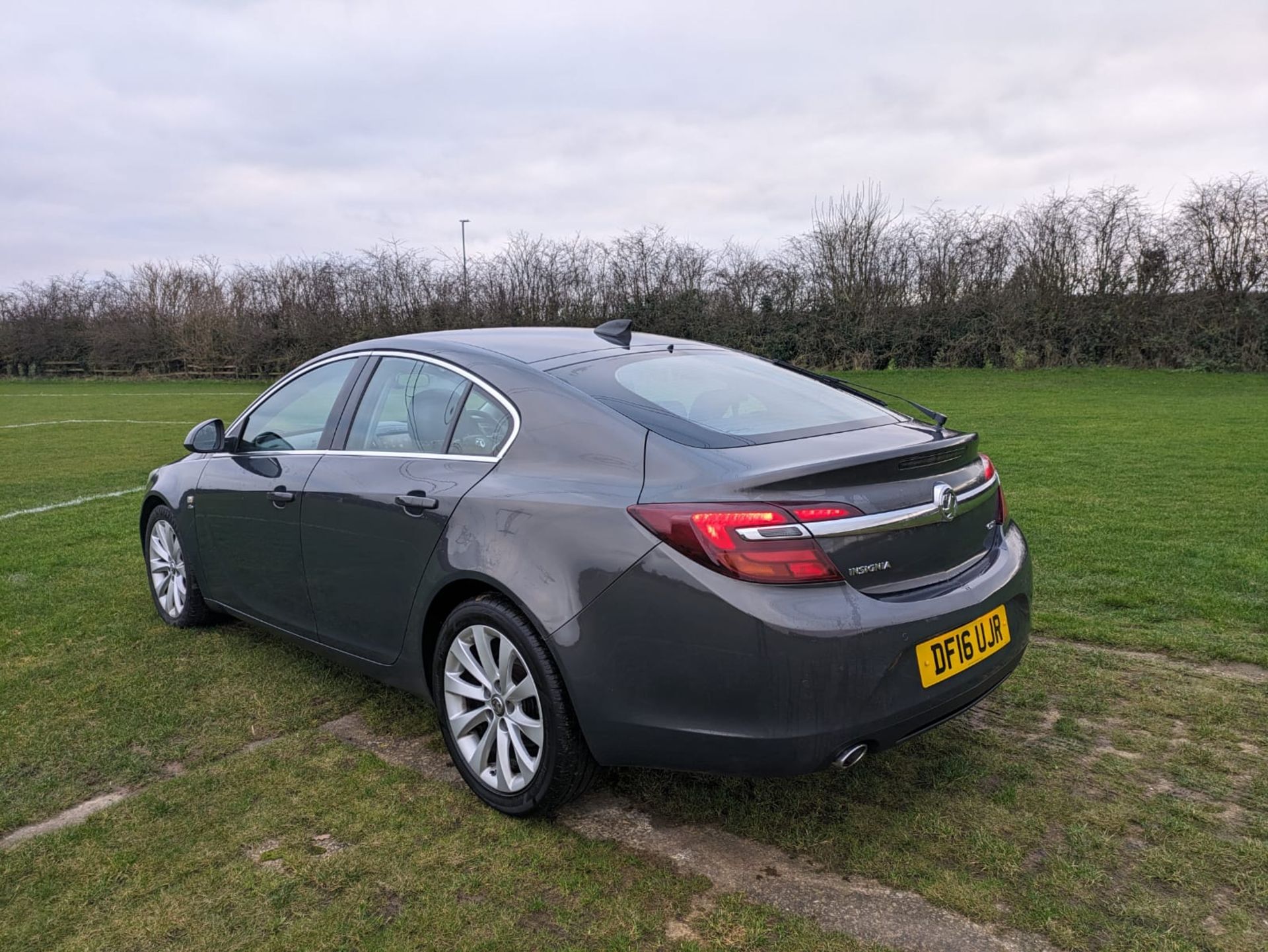 2016 VAUXHALL INSIGNIA ELITE NAV CDTI ECO SS GREY HATCHBACK *NO VAT* - Image 7 of 28