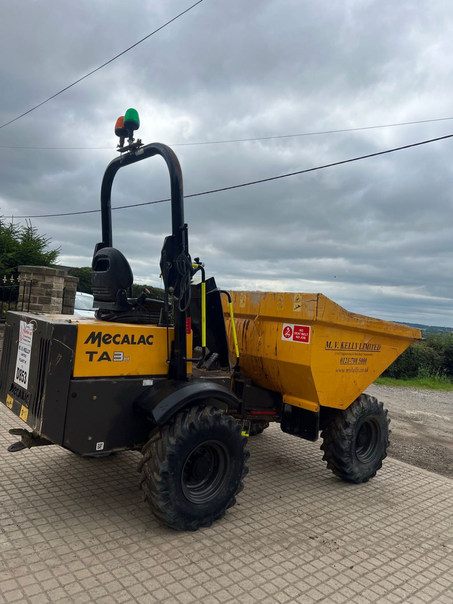 2019 MECALAC TA3H 3 TON DUMPER *PLUS VAT* - Image 3 of 9