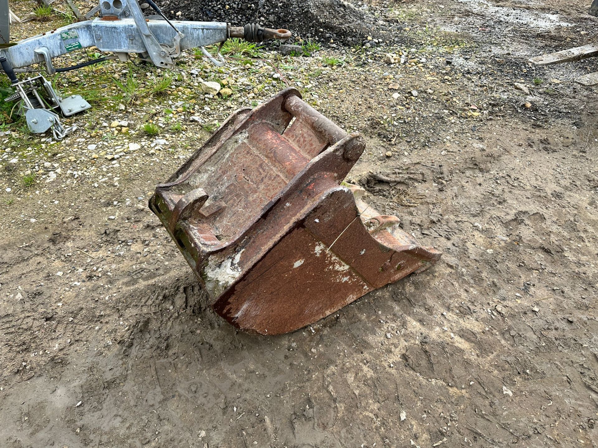 RHINOX SAFE LOCK DIGGING BUCKET *PLUS VAT* - Image 7 of 9