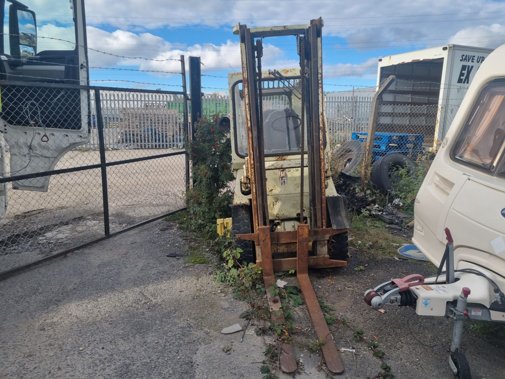 1983 Hyster H40J Forklift - Engine: Perkins 4.203.2 *NO VAT* - Image 10 of 11