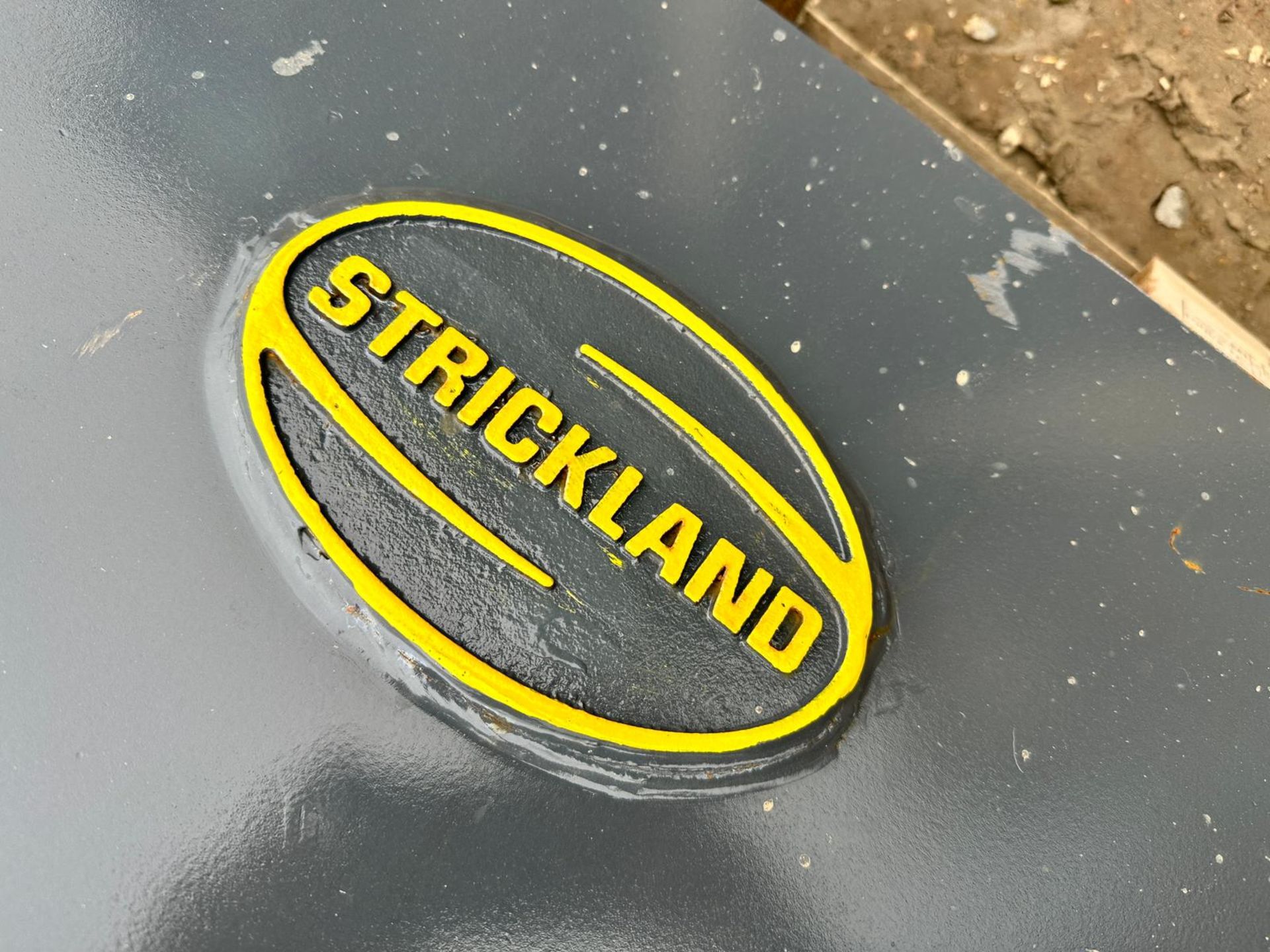 NEW/UNUSED STRICKLAND V BUCKET *PLUS VAT* - Image 11 of 13