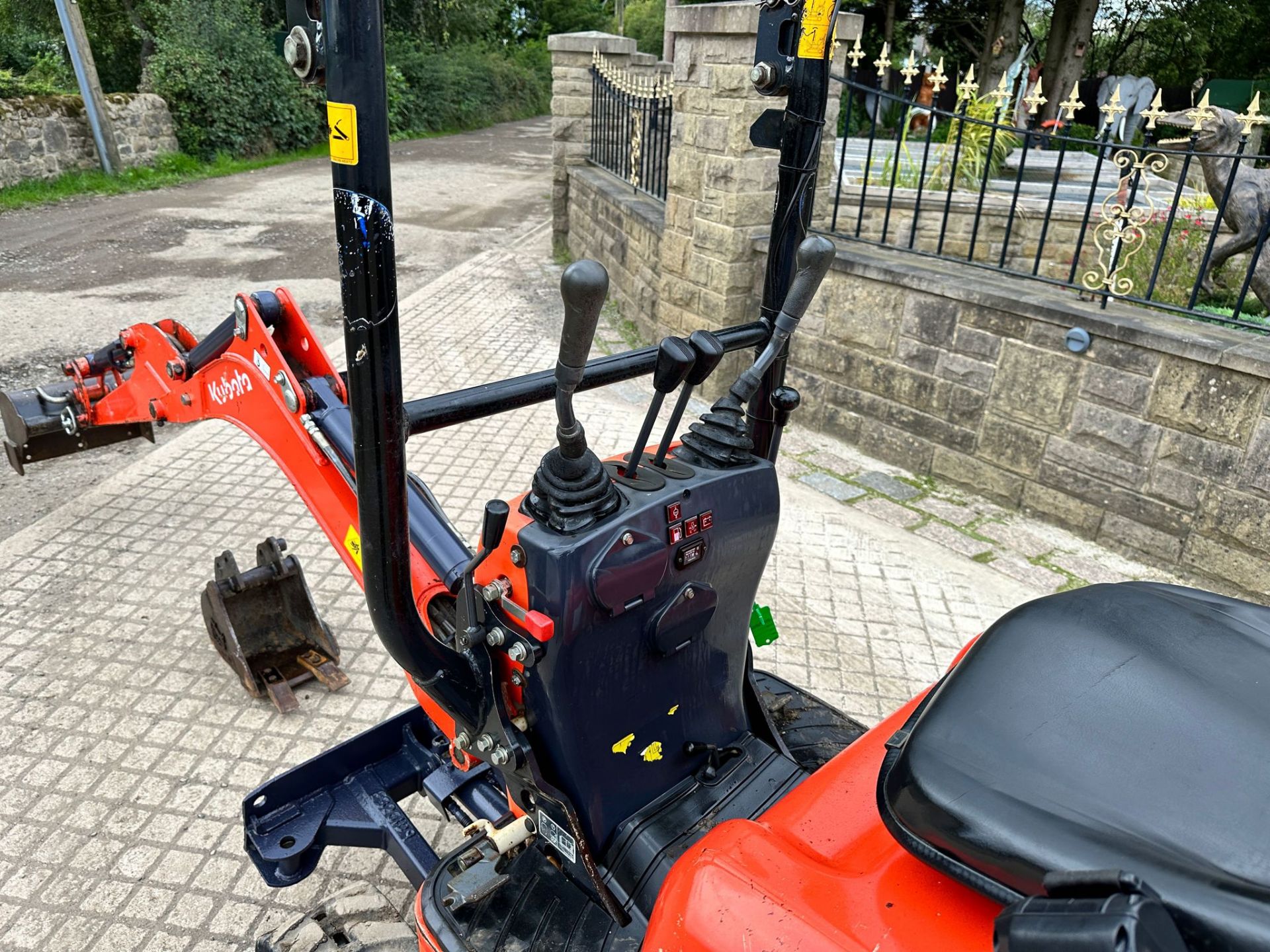 2017 KUBOTA K008-3 MICRO DIGGER *PLUS VAT* - Image 12 of 16