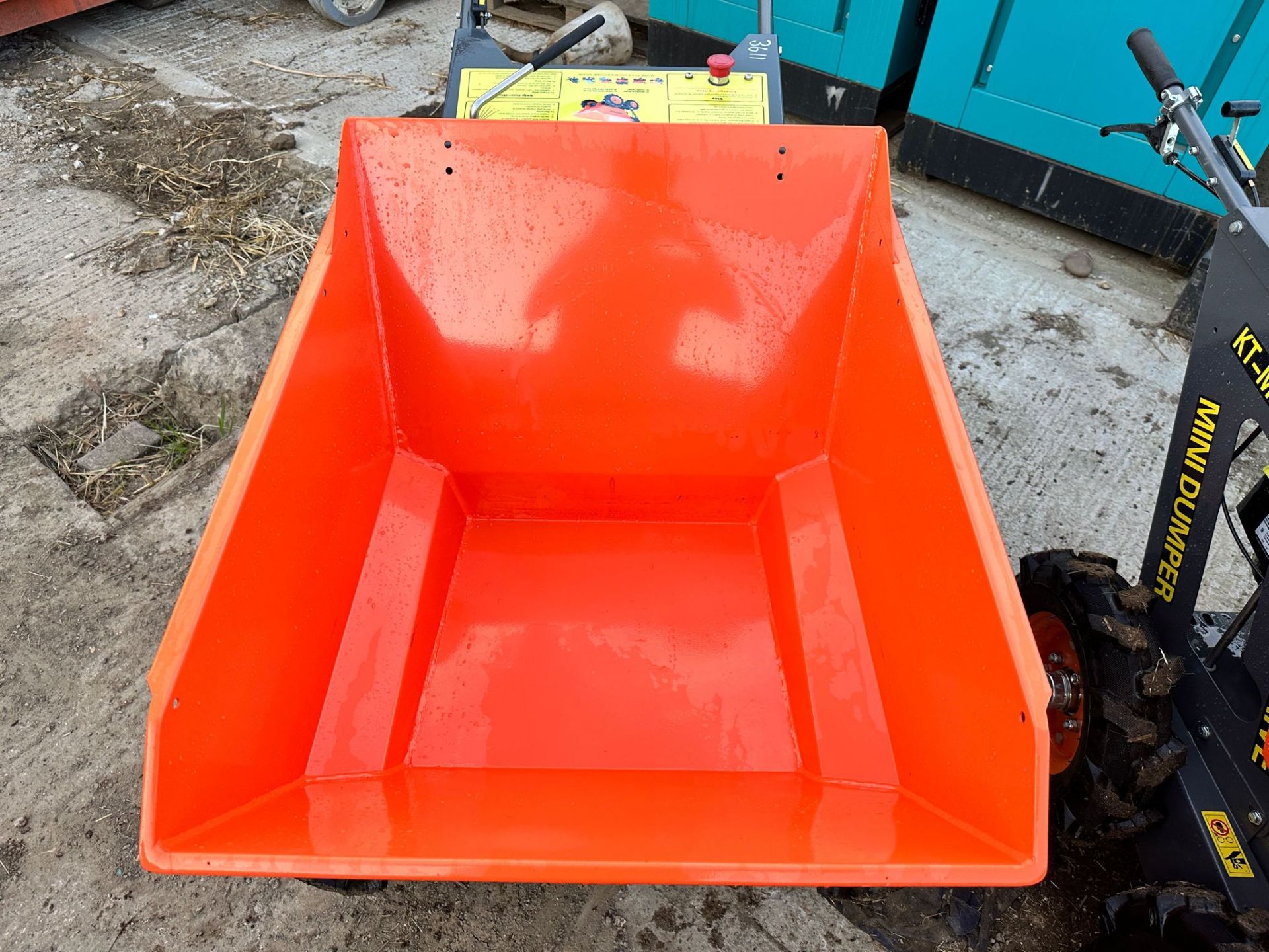 NEW/UNUSED KONSTANT 4x4 PEDESTRIAN COMPACT DUMPER *PLUS VAT* - Image 6 of 13