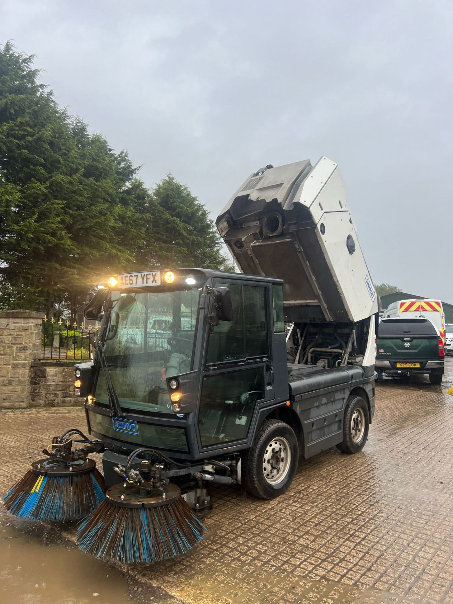 2017 Schmidt Swingo 200+ Road Sweeper *PLUS VAT* - Image 8 of 16