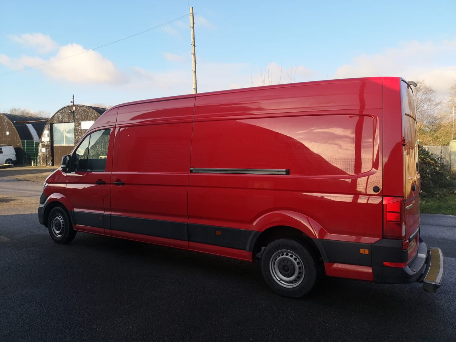 2018 VOLKSWAGEN CRAFTER CR35 STARTLINE TDI RED PANEL VAN *NO VAT* - Image 4 of 15