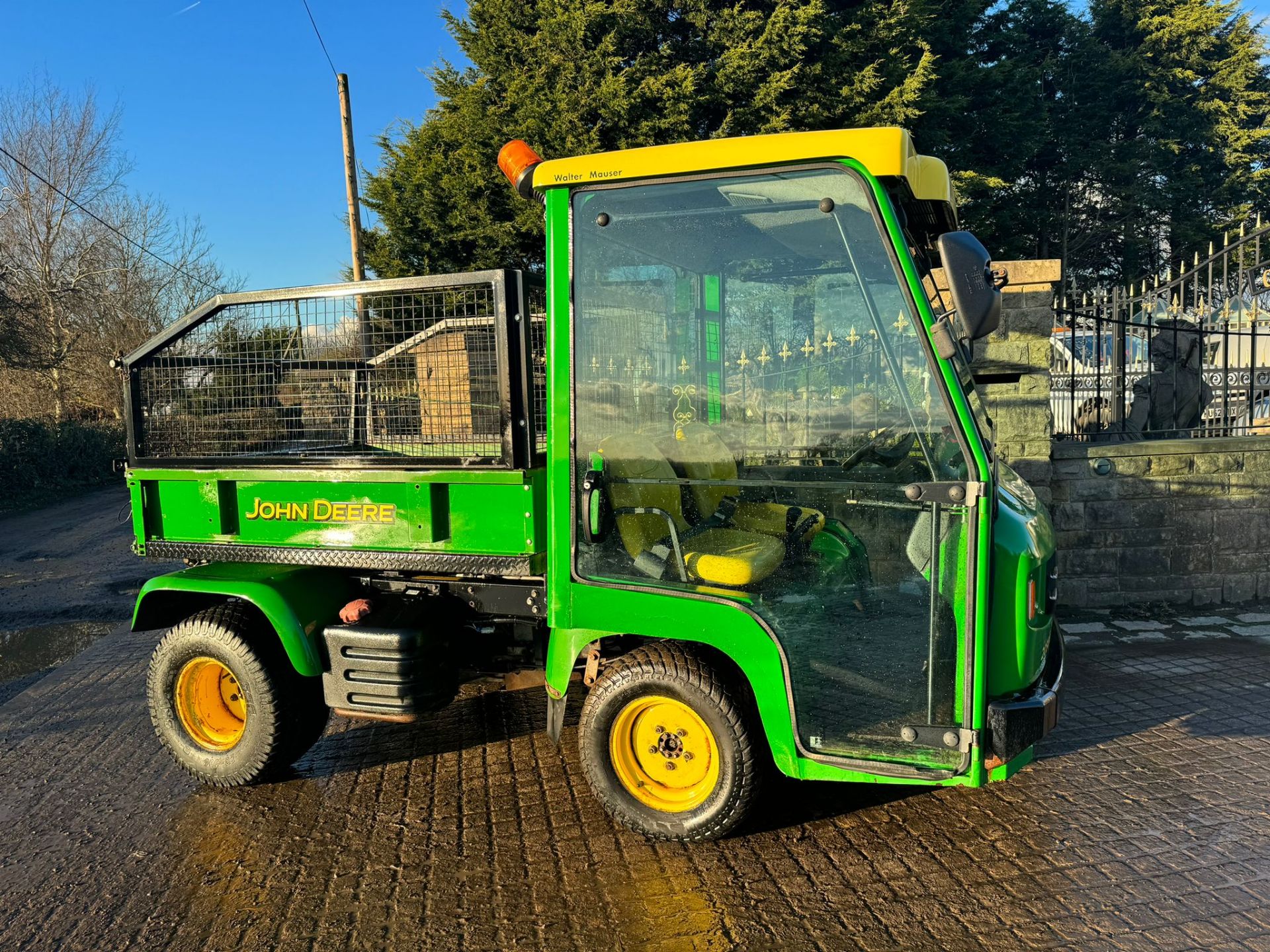 2014 JOHN DEERE 2030A 4WD PRO GATOR *PLUS VAT* - Image 2 of 19