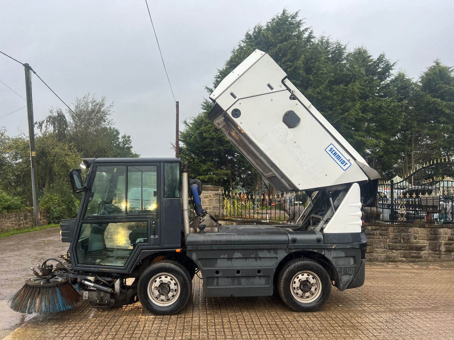 2017 Schmidt Swingo 200+ Road Sweeper *PLUS VAT* - Image 9 of 16