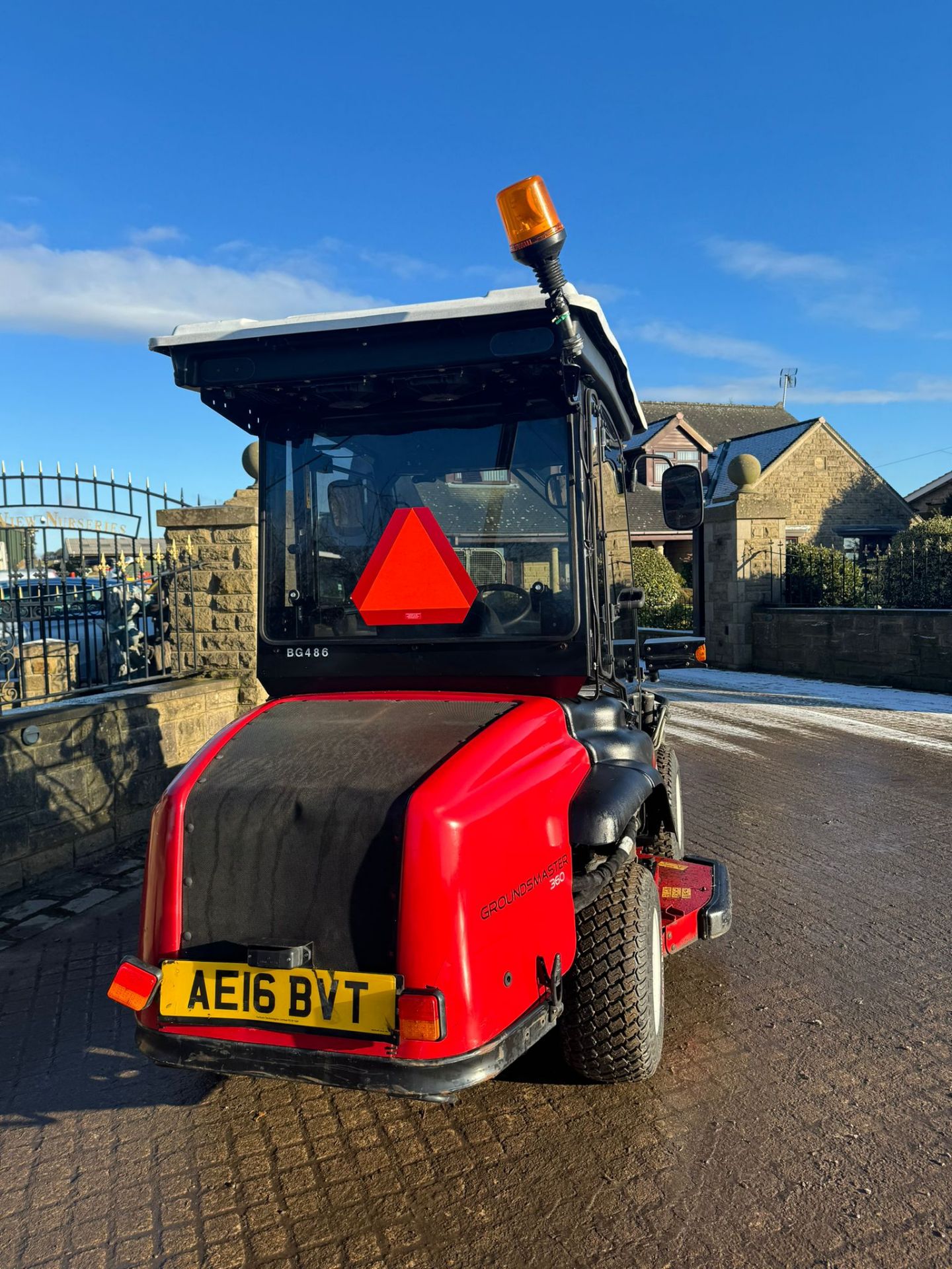 2016 Toro Groundmaster 360 Quad Steer Rotary Ride on Lawn Mower Bank Mower *PLUS VAT* - Image 11 of 17