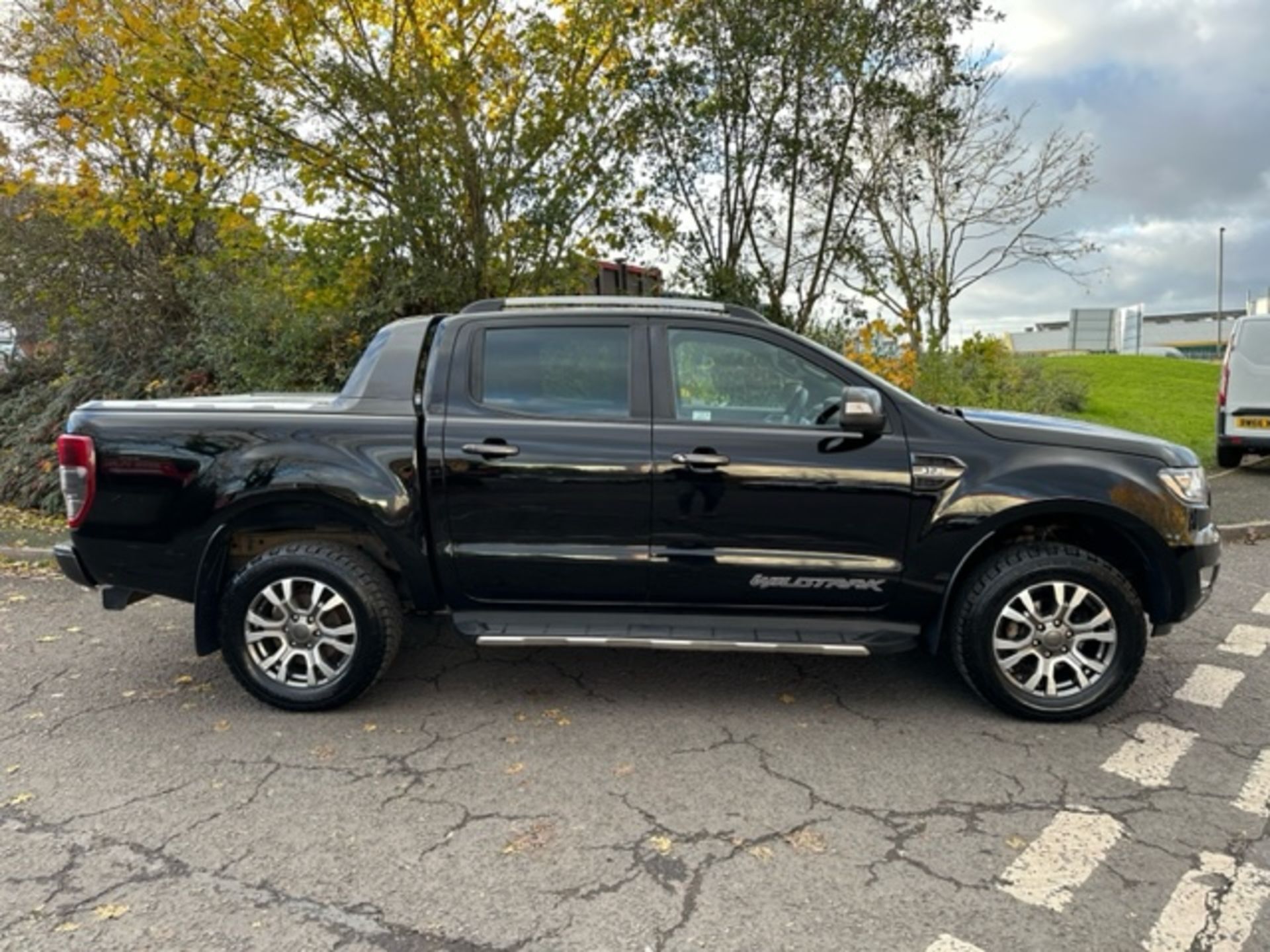 2019 FORD RANGER WILDTRAK 4X4 DCB TDCI A BLACK PICK UP *NO VAT* - Image 12 of 18