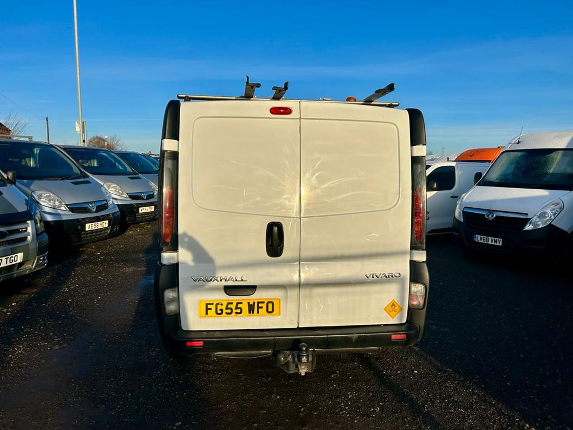 2005 VAUXHALL VIVARO 2900 DI SWB WHITE PANEL VAN *NO VAT* - Image 7 of 18