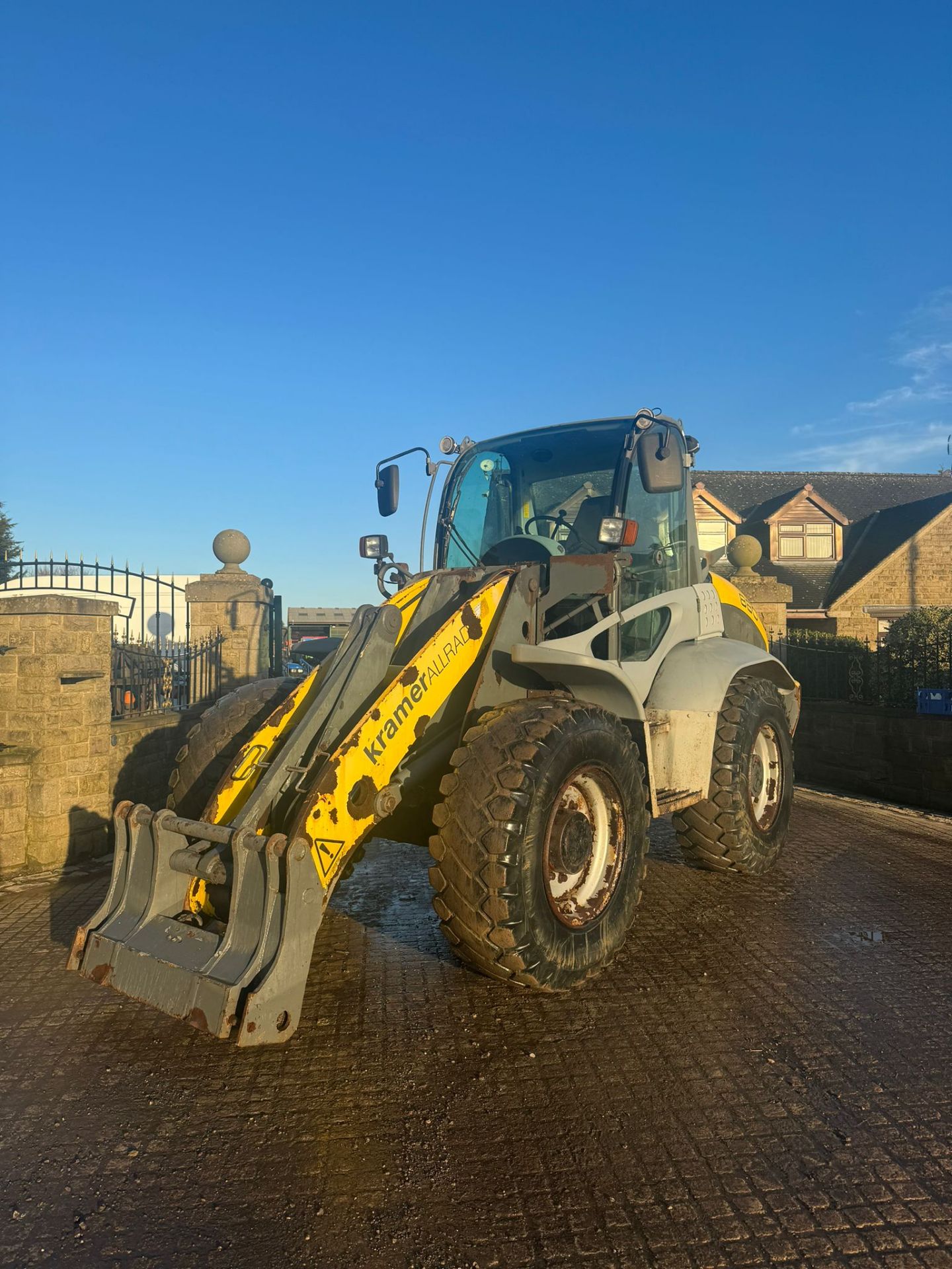 2009 KRAMER ALLRAD 880 LOADING SHOVEL *PLUS VAT* - Image 6 of 9