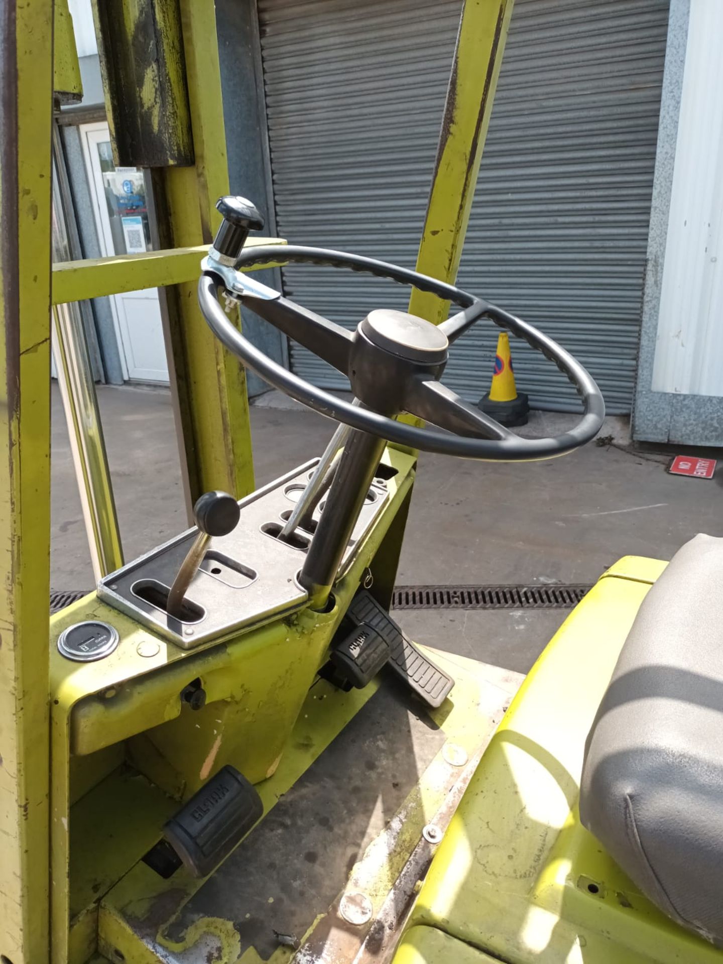 CLARK EQUIPMENT FORKLIFT TRUCK *NO VAT* - Image 8 of 14