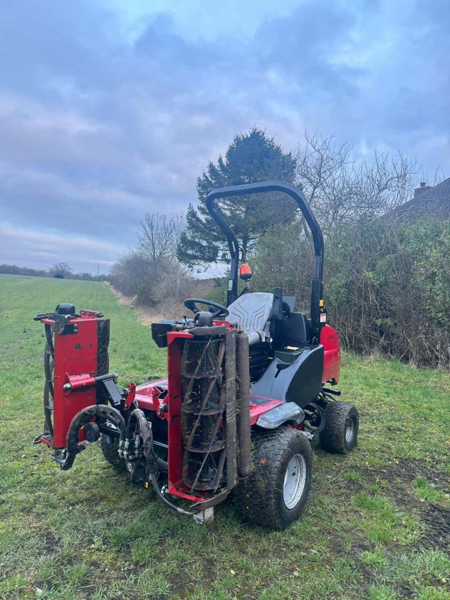 2012 Toro LT3340 Ride On Cylinder Mower *PLUS VAT* - Image 4 of 15