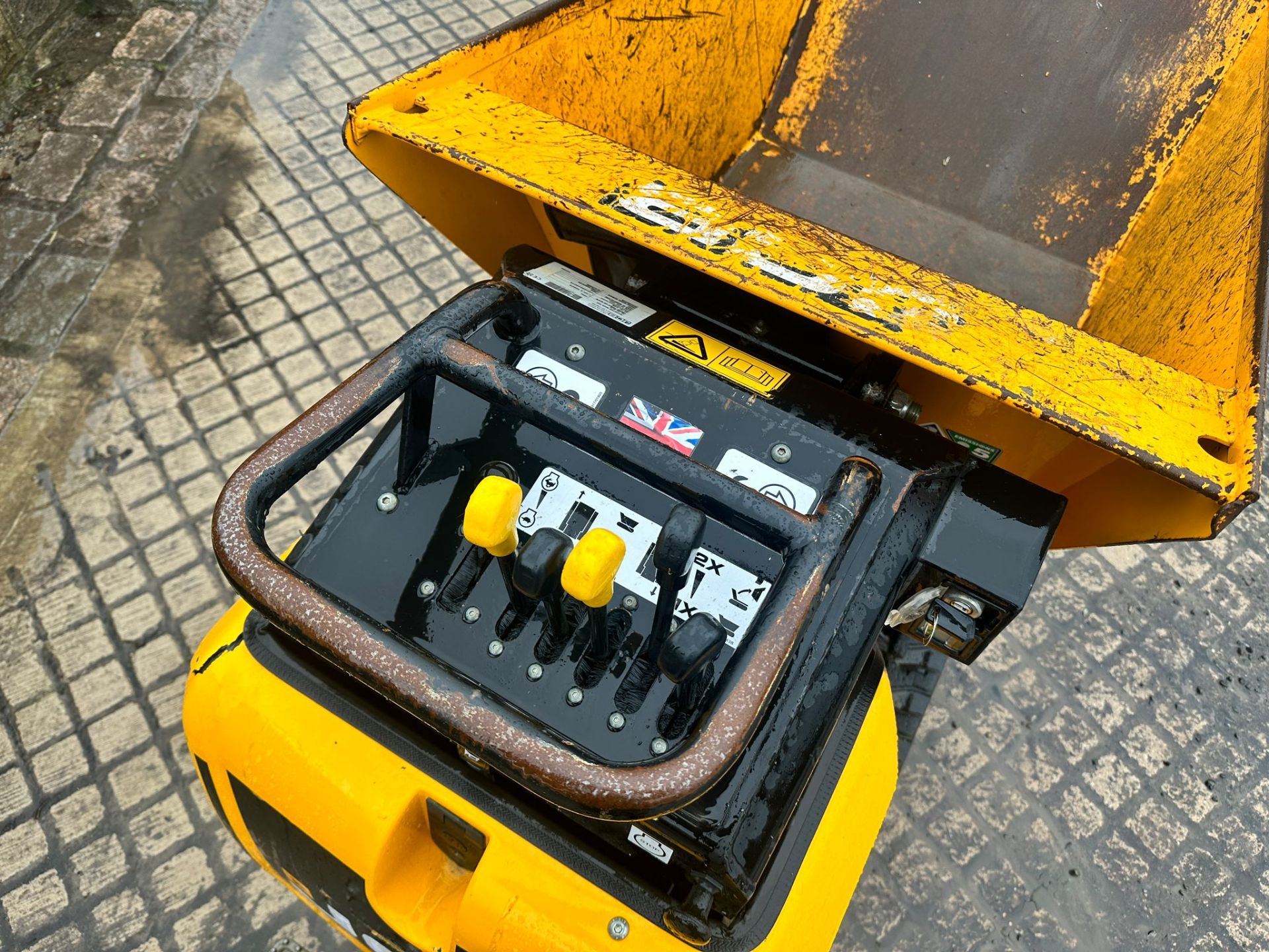 2022 JCB HTD-5 DIESEL TRACKED PEDESTRIAN HIGH TIP DUMPER WITH STEP *PLUS VAT* - Image 7 of 16