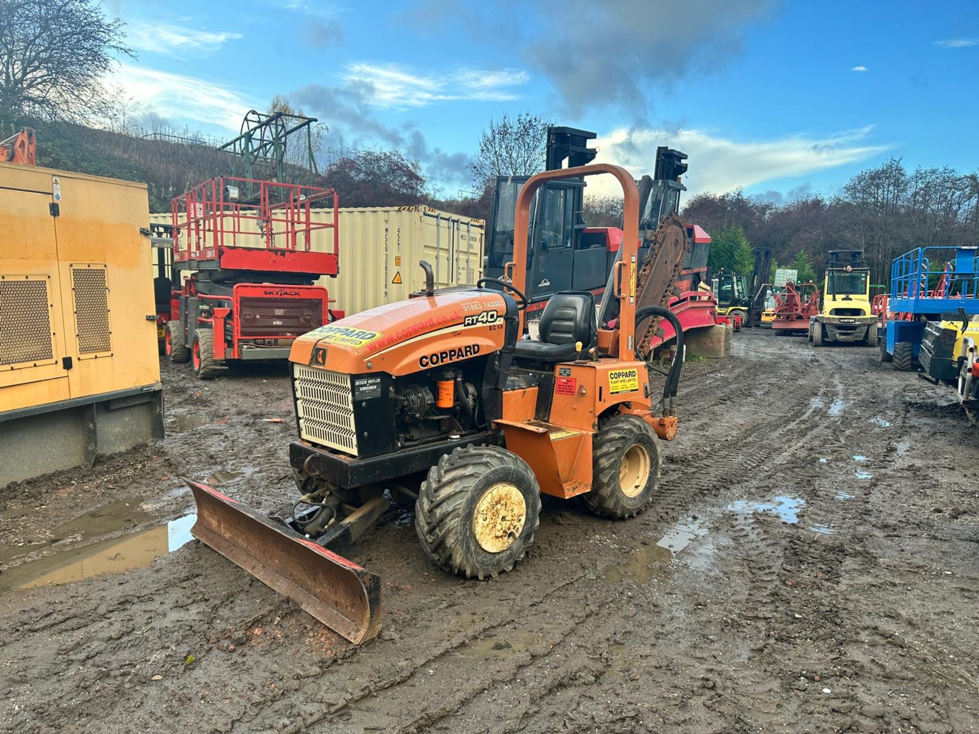 DITCHWITCH RT40 4WD DIESEL TRENCHER *PLUS VAT* - Image 4 of 18