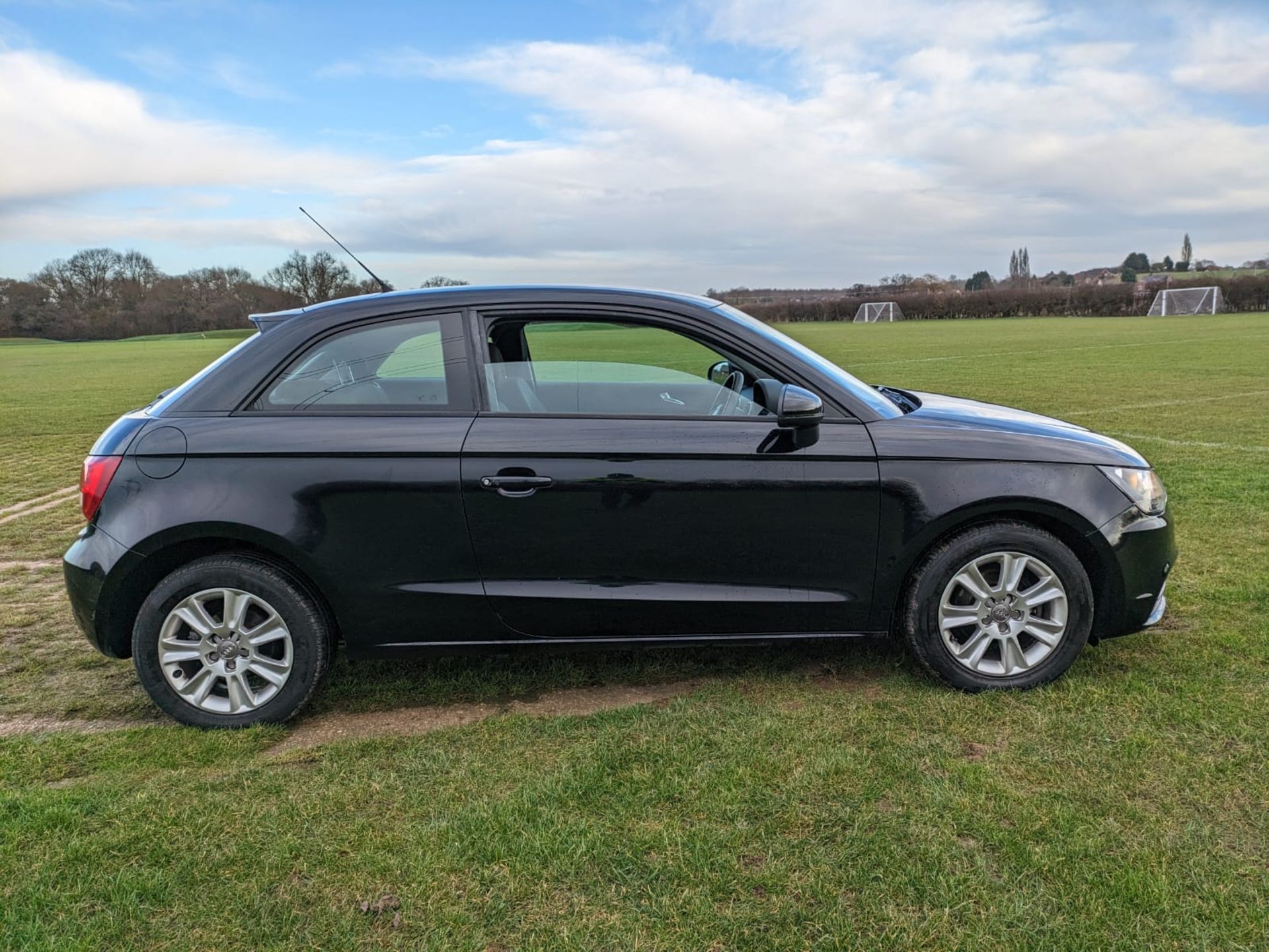 2012 AUDI A1 SE TFSI BLACK HATCHBACK *NO VAT* - Image 10 of 21