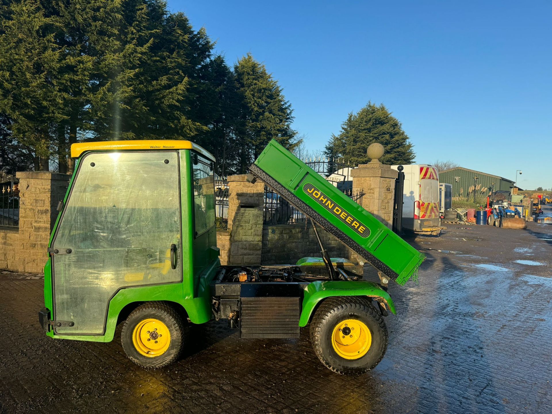 JOHN DEERE 2030 PRO GATOR 4x4 UTILITY VEHICLE BUGGY *PLUS VAT* - Image 6 of 15