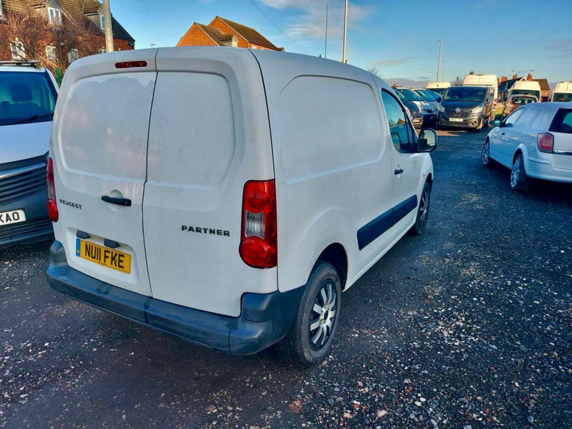 2011/11 REG PEUGEOT PARTNER 850 S HDI 90 1.6 DIESEL WHITE PANEL VAN *NO VAT* - Image 6 of 14