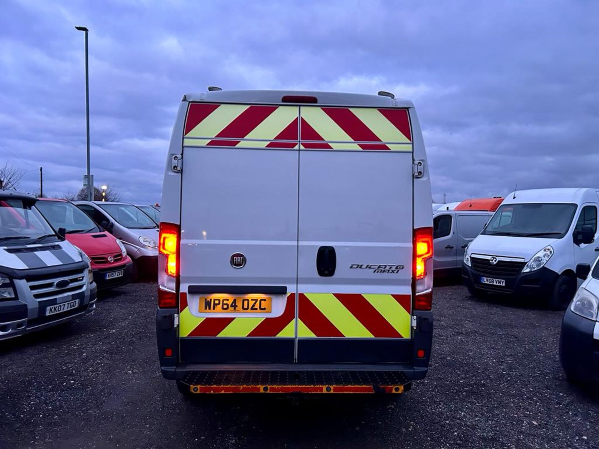 2015/64 REG FIAT DUCATO 35 MAXI MULTIJET 2.3 DIESEL WHITE PANEL VAN, SHOWING 1 FORMER KEEPER - Image 7 of 20