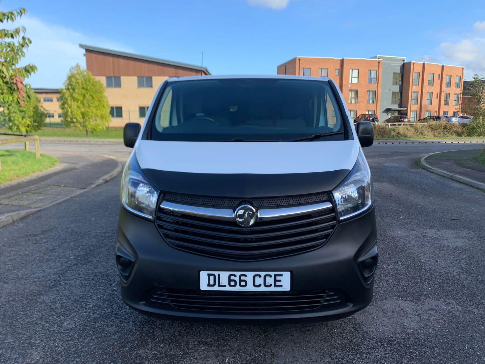 2016 VAUXHALL VIVARO 2900 CDTI WHITE PANEL VAN CAMPER CONVERSION *NO VAT* - Image 2 of 31