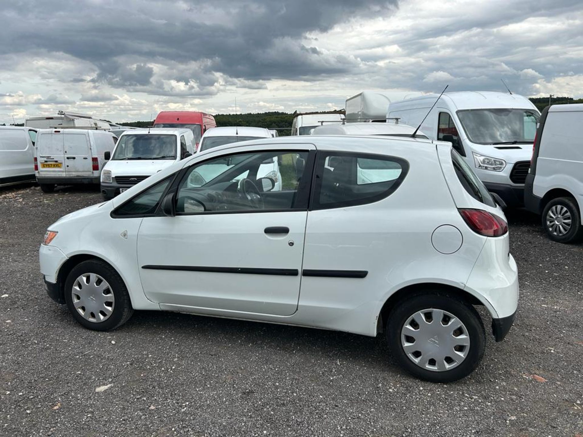 2012 MITSUBISHI COLT CZ1 WHITE HATCHBACK *NO VAT* - Image 3 of 12