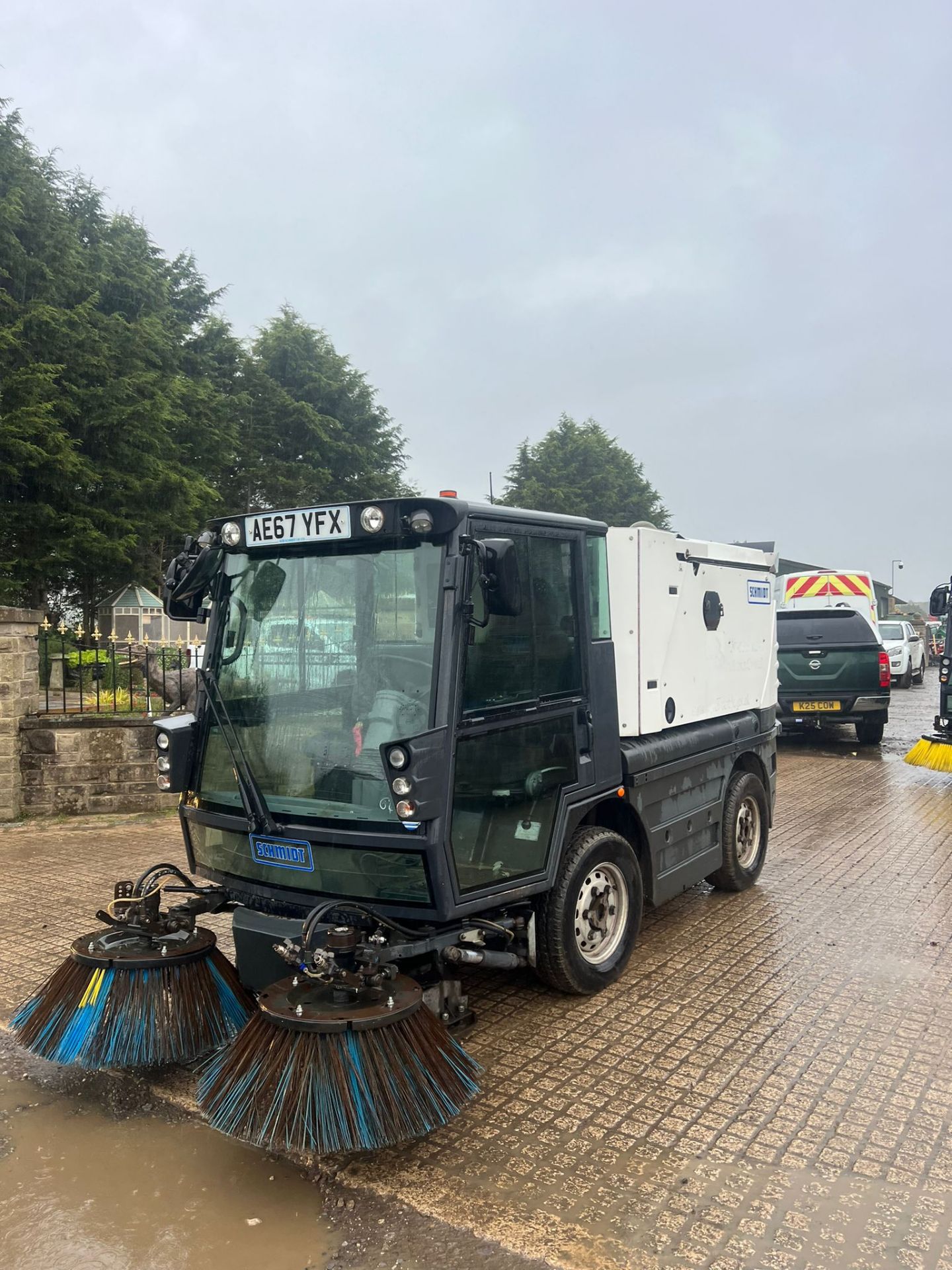 2017 Schmidt Swingo 200+ Road Sweeper *PLUS VAT* - Image 3 of 16