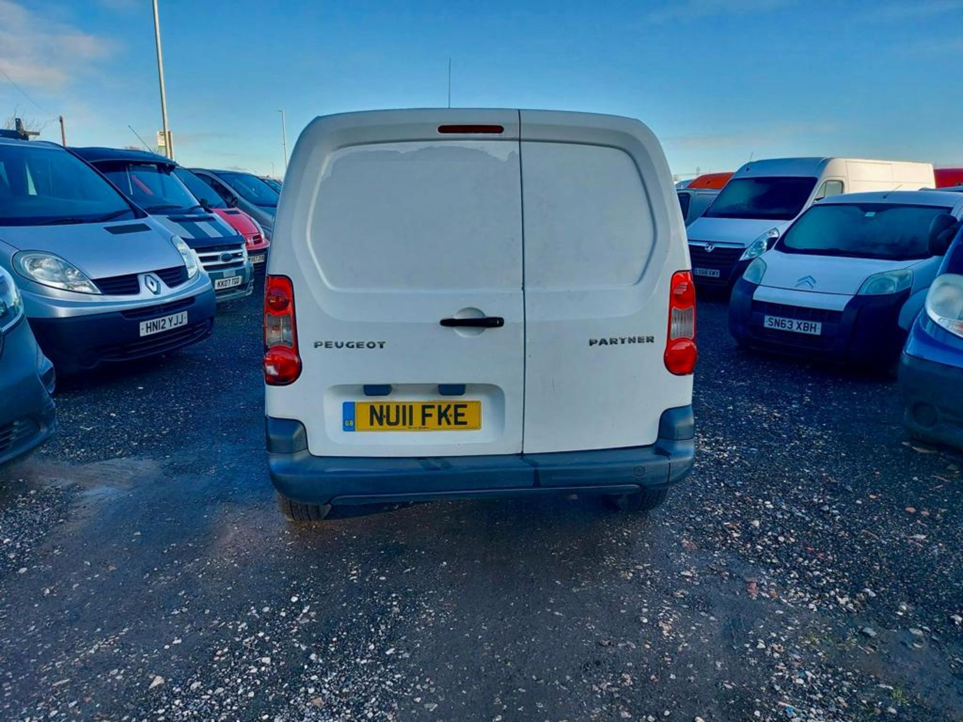 2011/11 REG PEUGEOT PARTNER 850 S HDI 90 1.6 DIESEL WHITE PANEL VAN *NO VAT* - Image 5 of 14