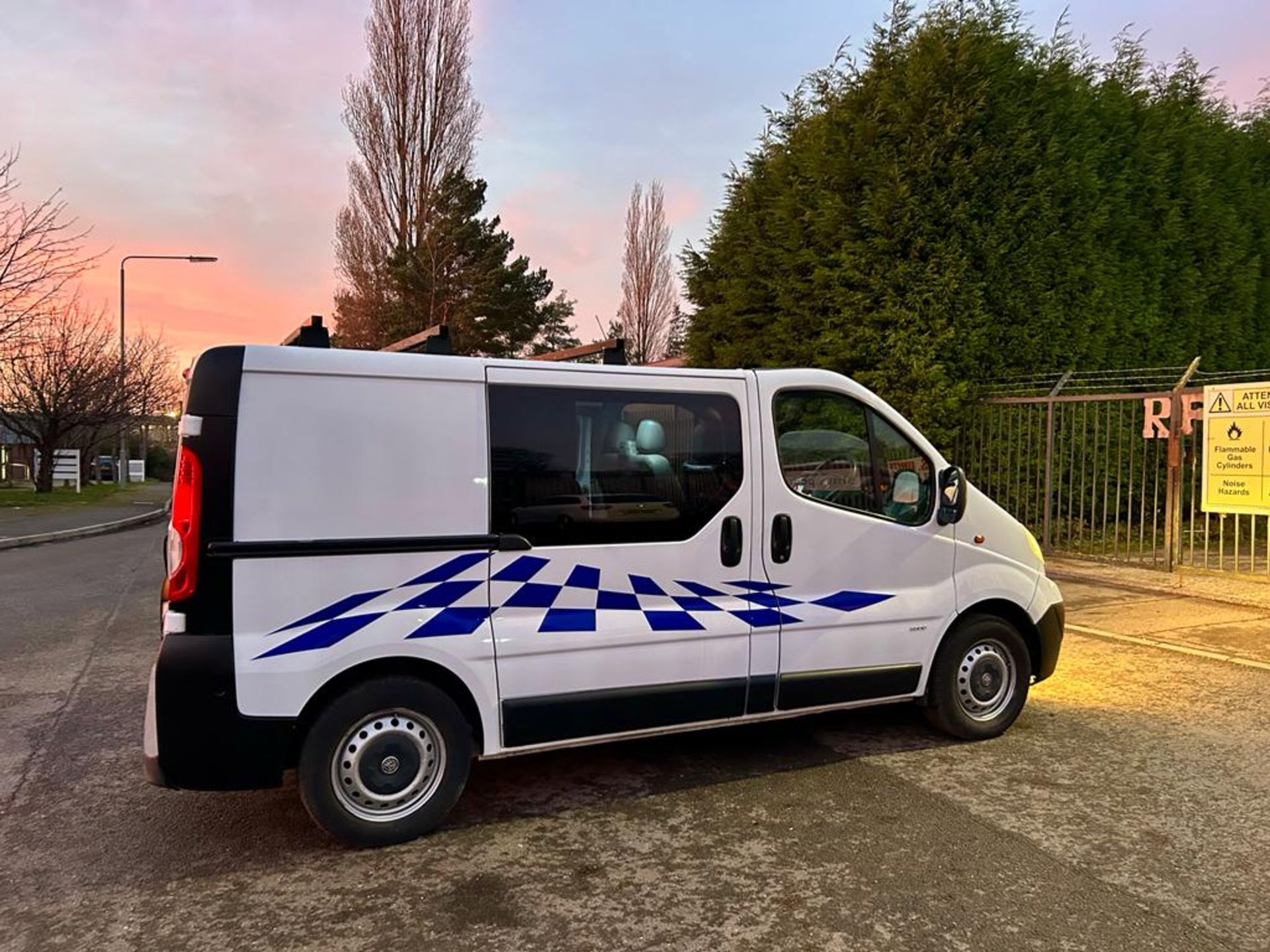 2007 VAUXHALL VIVARO 2900 CDTI SWB WHITE PANEL VAN *NO VAT* - Image 13 of 21