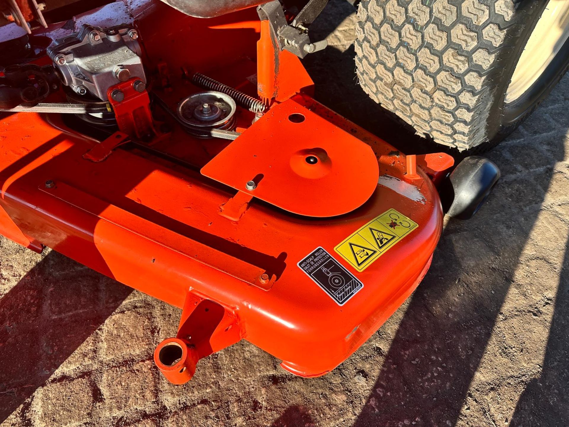 2013 KUBOTA GZD21 DIESEL HIGH TIP ZERO TURN RIDE ON MOWER *NO VAT* - Image 15 of 18