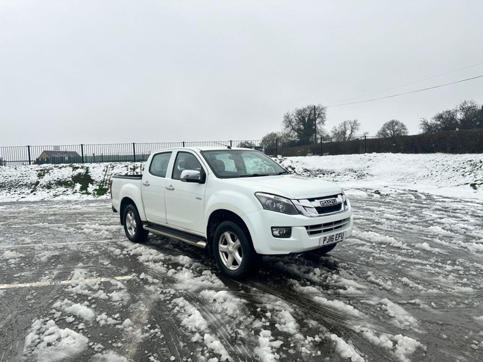 2016 ISUZU D-MAX YUKON 2.5TD TWIN TURBO 4WD PICKUP TRUCK *PLUS VAT*