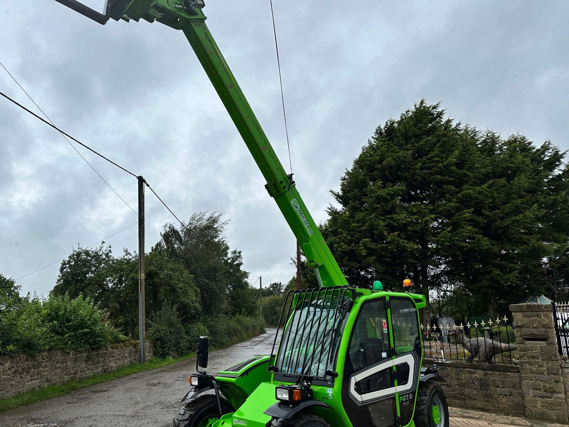 2022 MERLO P27.6 PLUS 4WD COMPACT TELESCOPIC TELEHANDLER *PLUS VAT* - Image 10 of 18