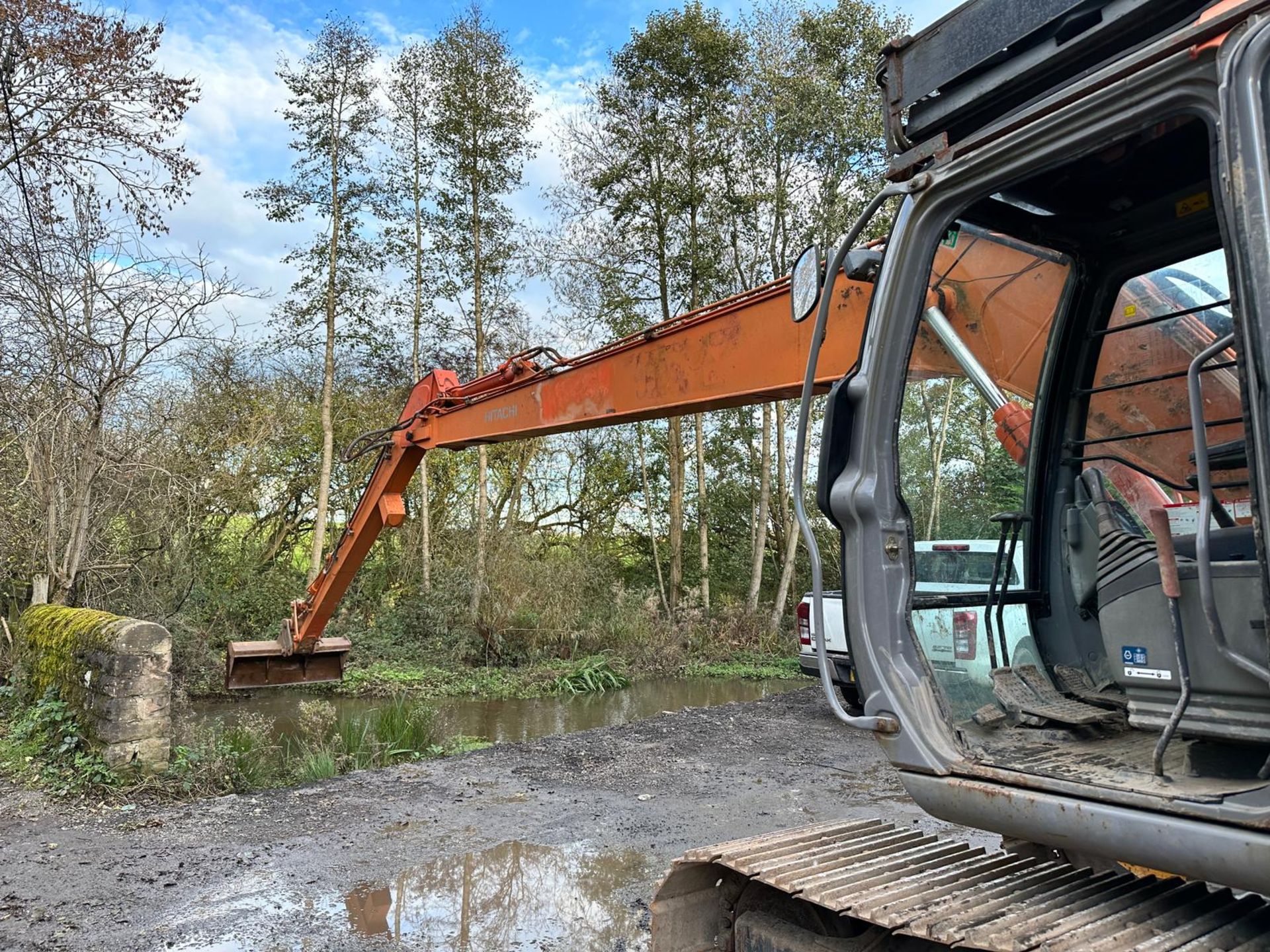 2006 HITACHI ZX130LCN LONG REACH EXCAVATOR *PLUS VAT* - Image 6 of 29