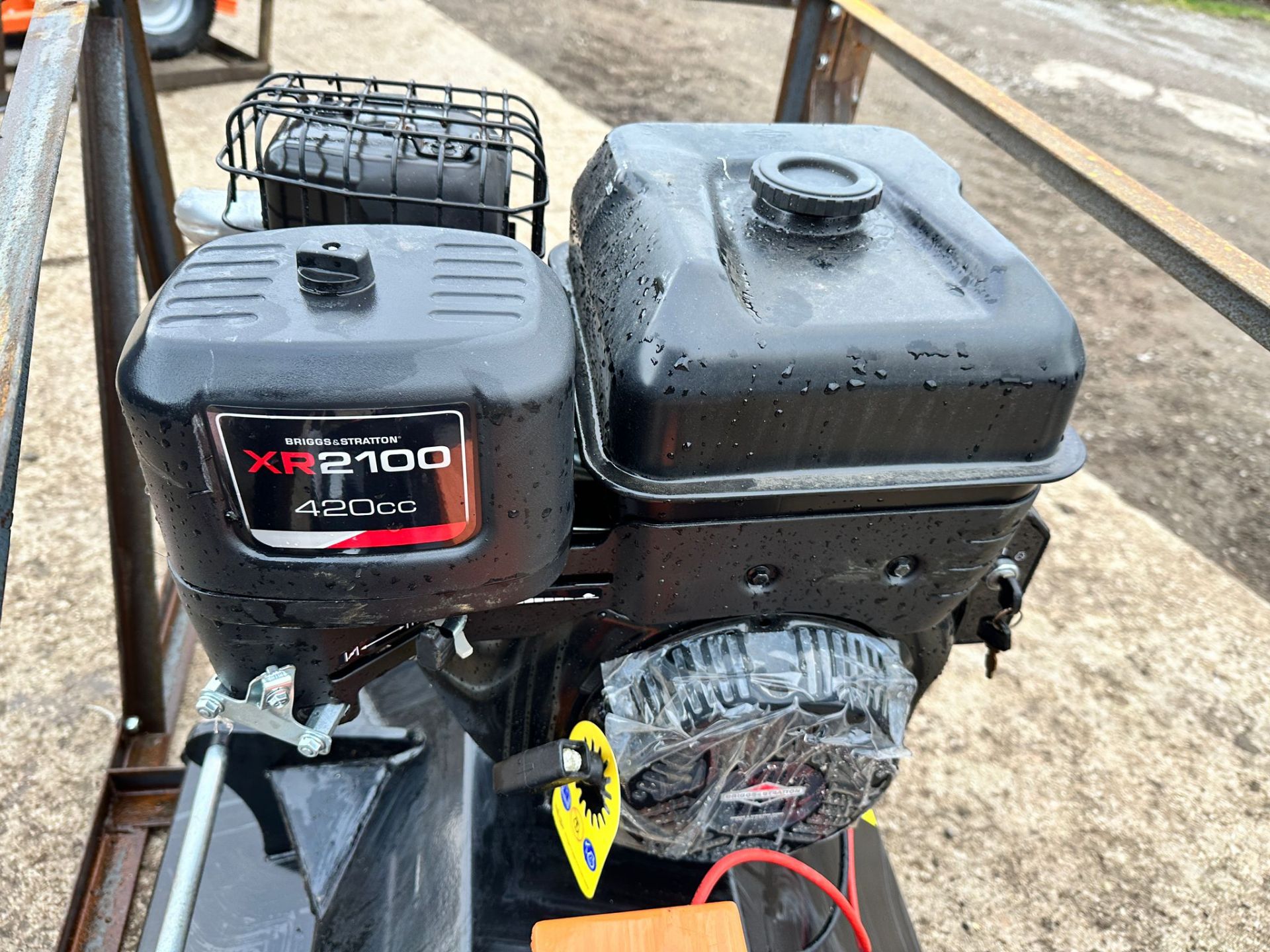 NEW/UNUSED HARDLIFE 1.2 METRE ATV FLAIL MOWER WITH BRIGGS AND STRATTON ENGINE *PLUS VAT* - Image 7 of 13