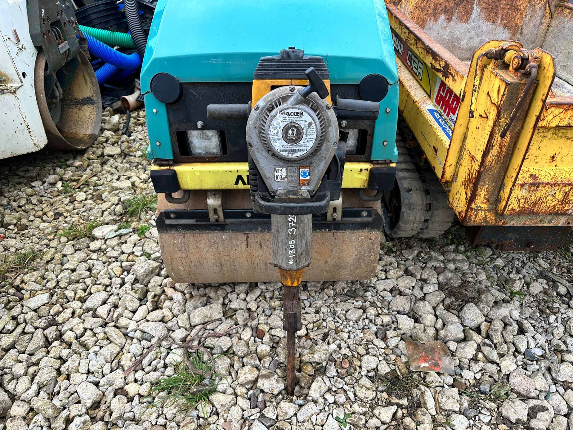 WACKER NEUSON BH23 HANDHELD BREAKER WITH CHISEL *PLUS VAT* - Image 4 of 8