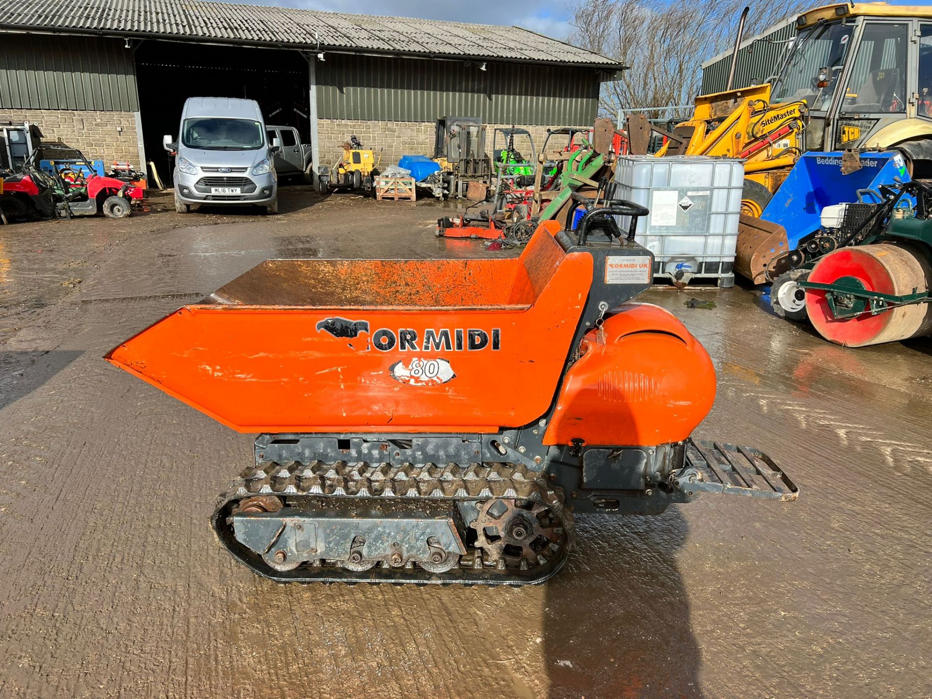 CORMIDI C10.80 DIESLE TRACKED DUMPER, RUNS DRIVES AND TIPS, YANMAR DIESEL ENGINE *PLUS VAT* - Image 2 of 7