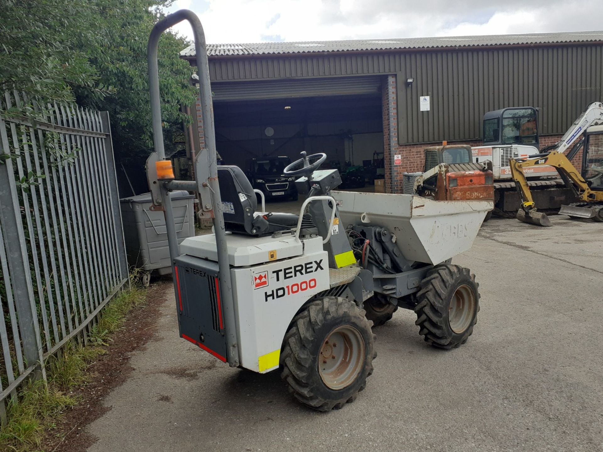 Terex HD1000 Hi-Tip Dumper *PLUS VAT* - Image 2 of 7