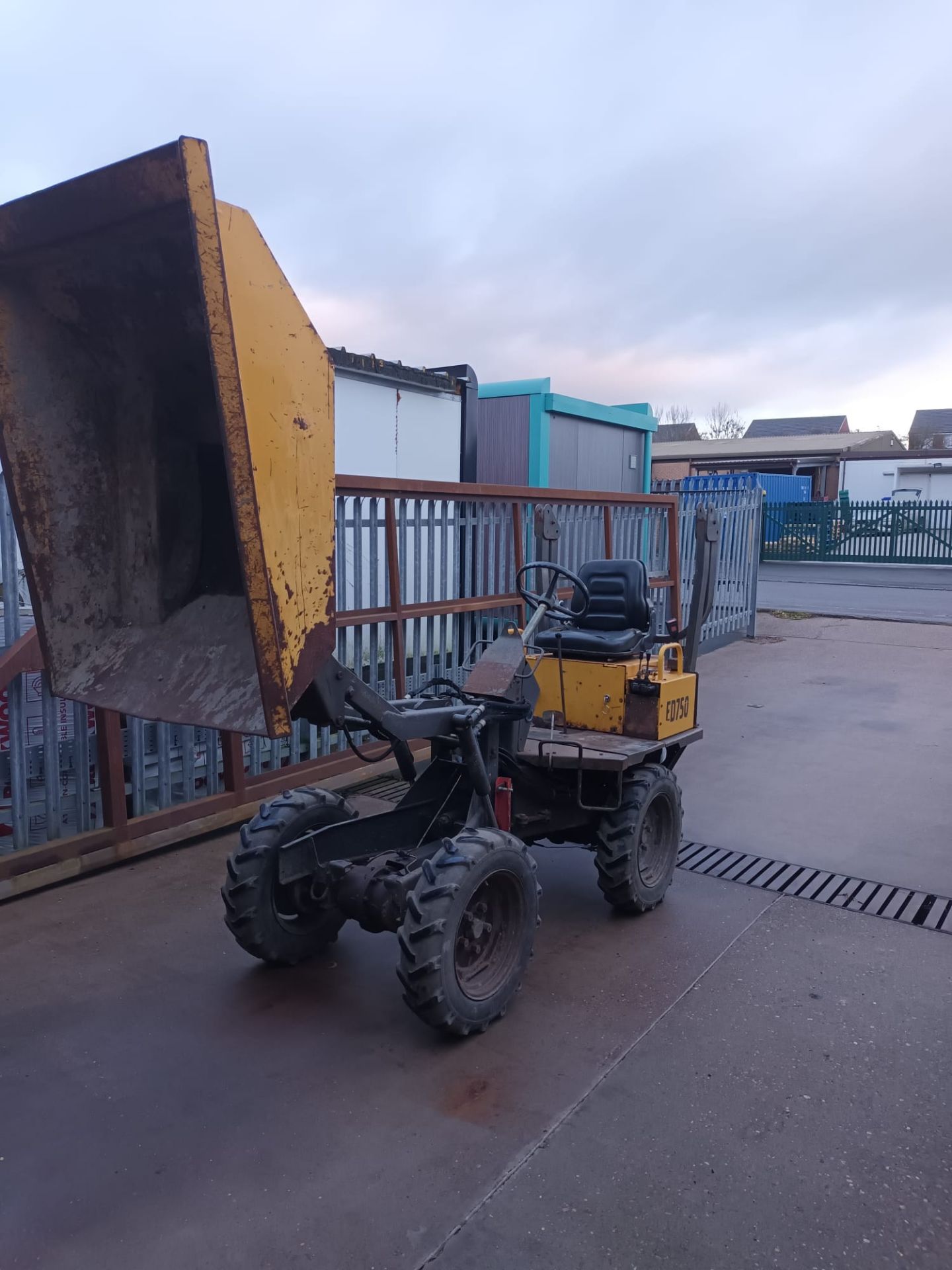 2005 VOLVO PEL JOB HIGH TIP DUMPER *NO VAT* - Image 2 of 12