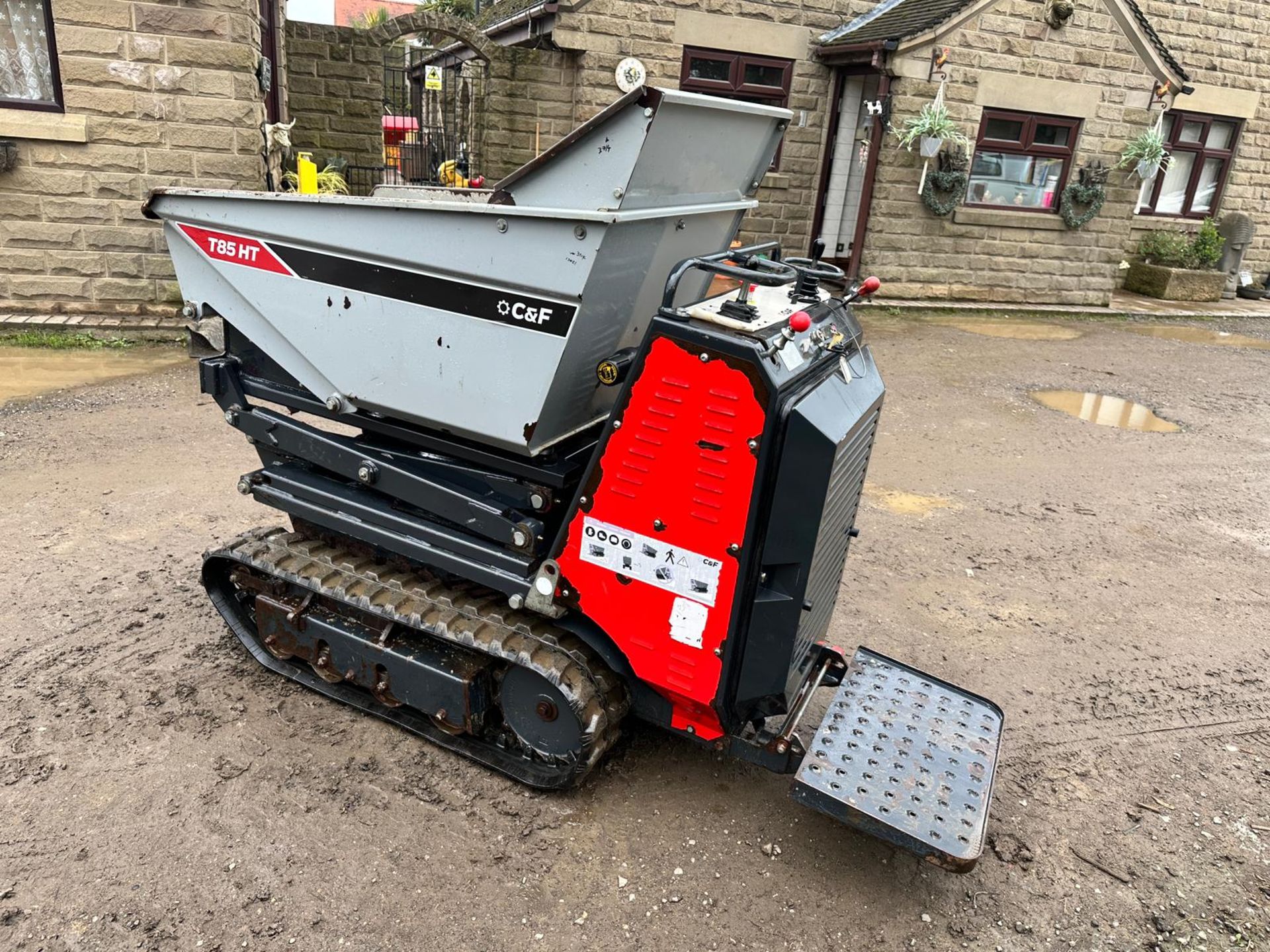 2021 C&F T85HF 850KG DIESEL HIGH TIP TRACKED DUMPER *PLUS VAT* - Image 2 of 14