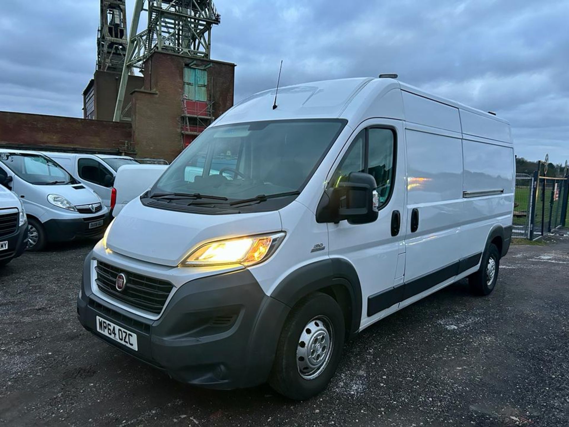 2015/64 REG FIAT DUCATO 35 MAXI MULTIJET 2.3 DIESEL WHITE PANEL VAN, SHOWING 1 FORMER KEEPER - Image 3 of 20