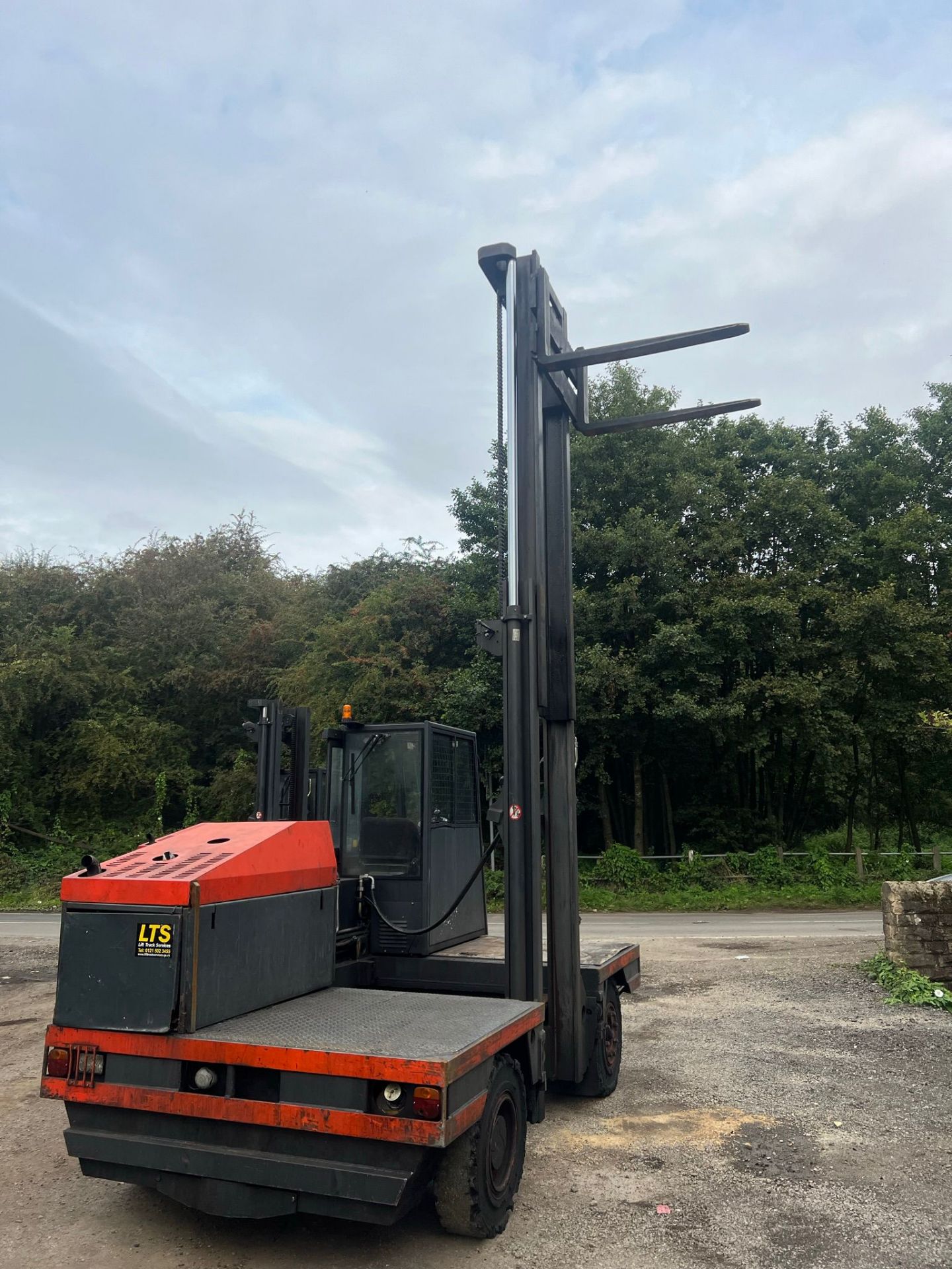 LINDI S40 SIDE LOADER FORKLIFT *PLUS VAT* - Image 14 of 14