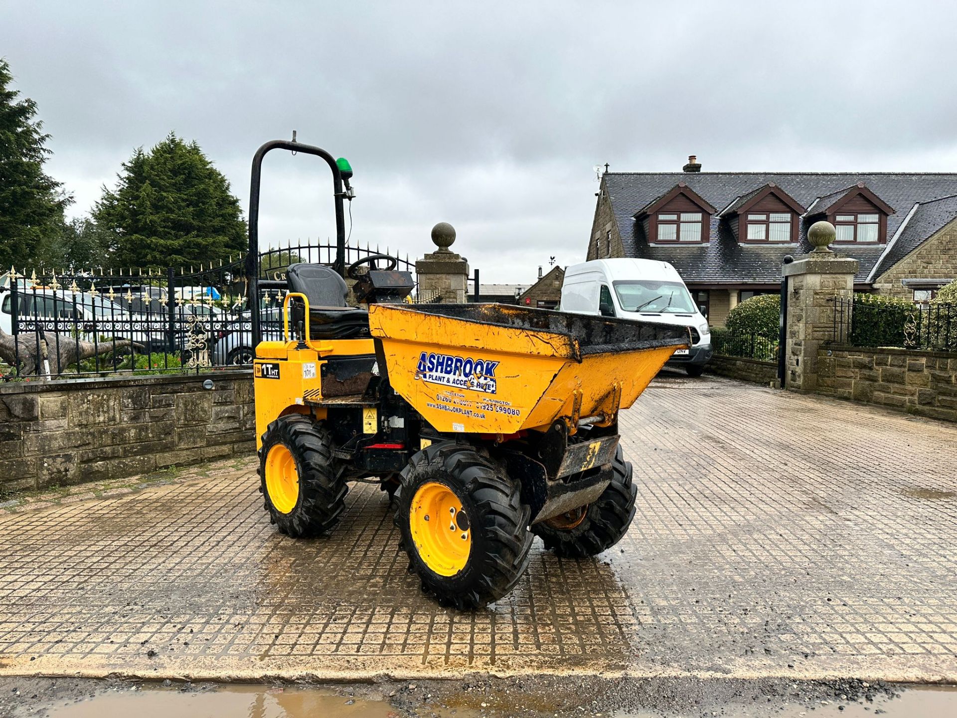 2017 JCB 1THT 1 TON HIGH TIP DUMPER *PLUS VAT*