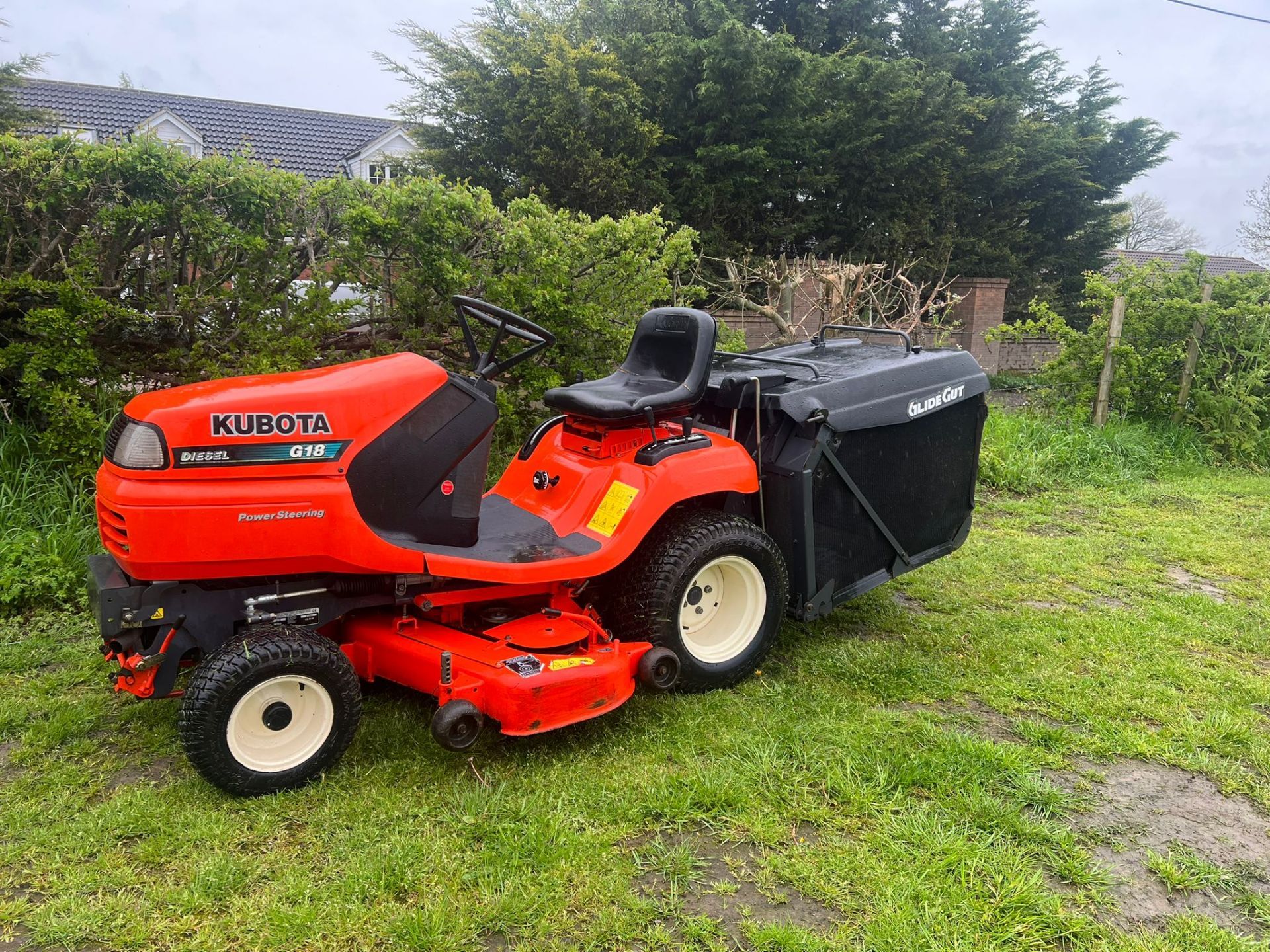 Kubota g18 ride on lawn mower (mint condition) *PLUS VAT* - Image 10 of 26