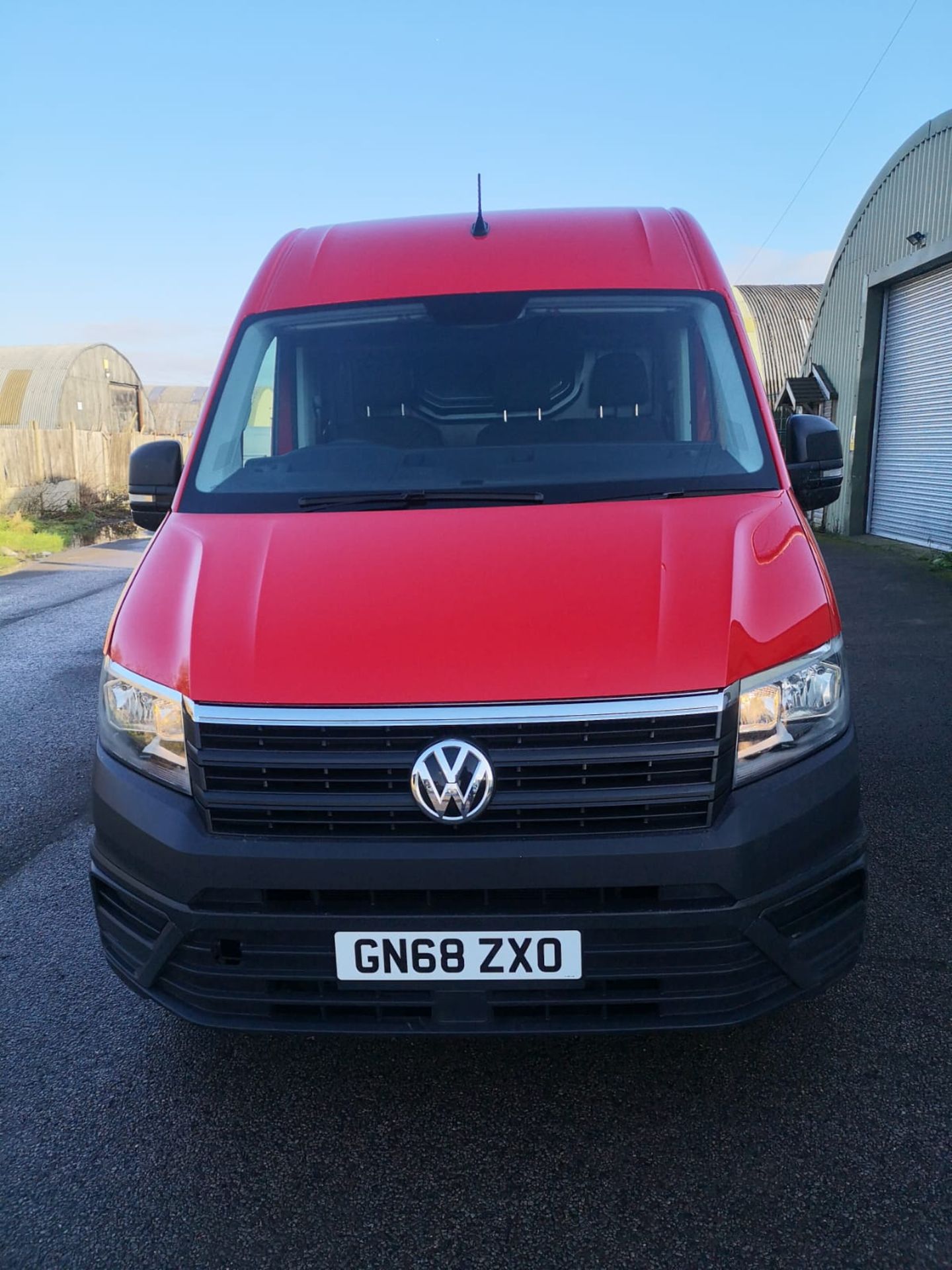 2018 VOLKSWAGEN CRAFTER CR35 STARTLINE TDI RED PANEL VAN *NO VAT* - Image 2 of 15